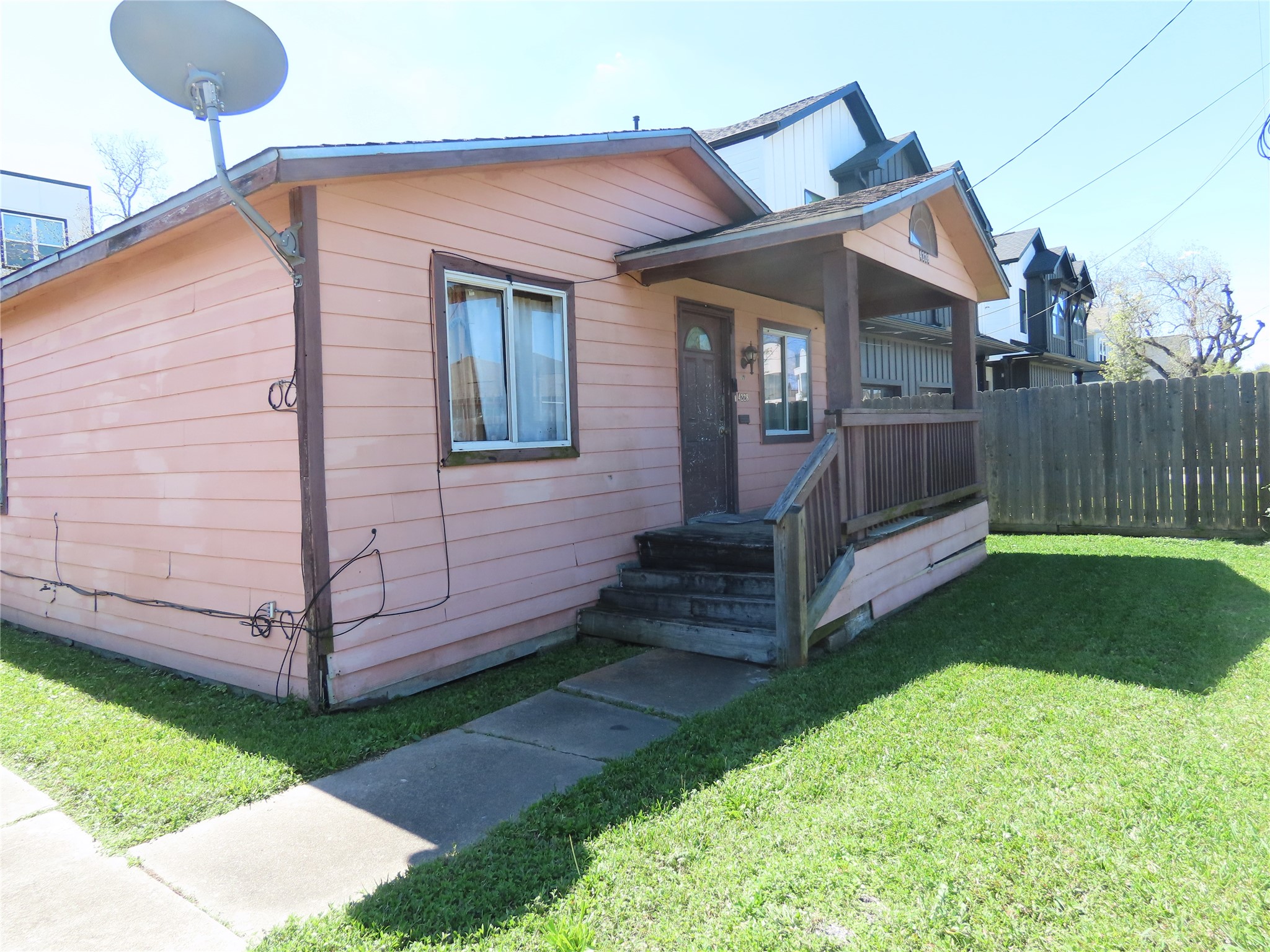 4228 Sterling Street Property Photo 8