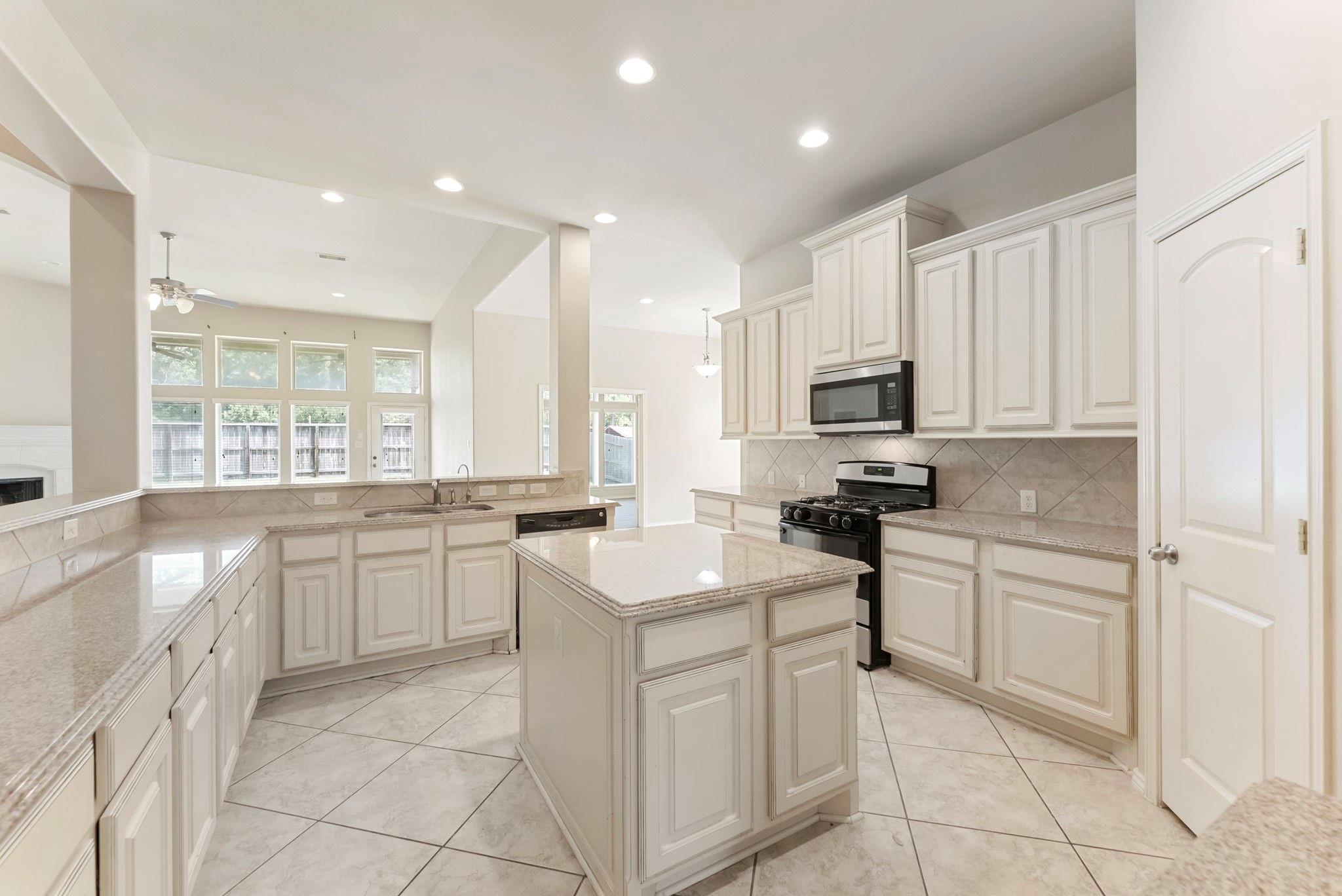 21702 Masonwood Lane Property Photo 10