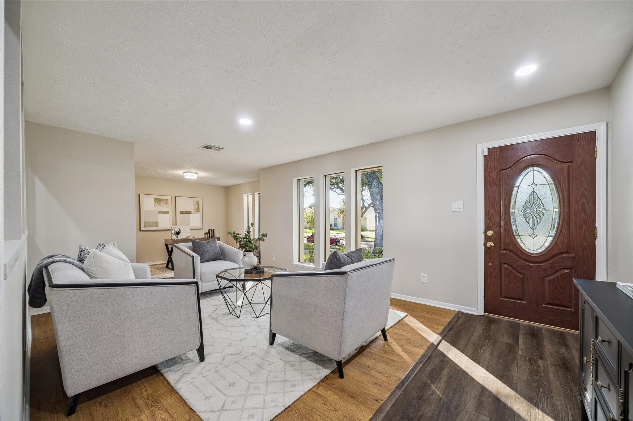 2739 Field Line Drive Property Photo 8