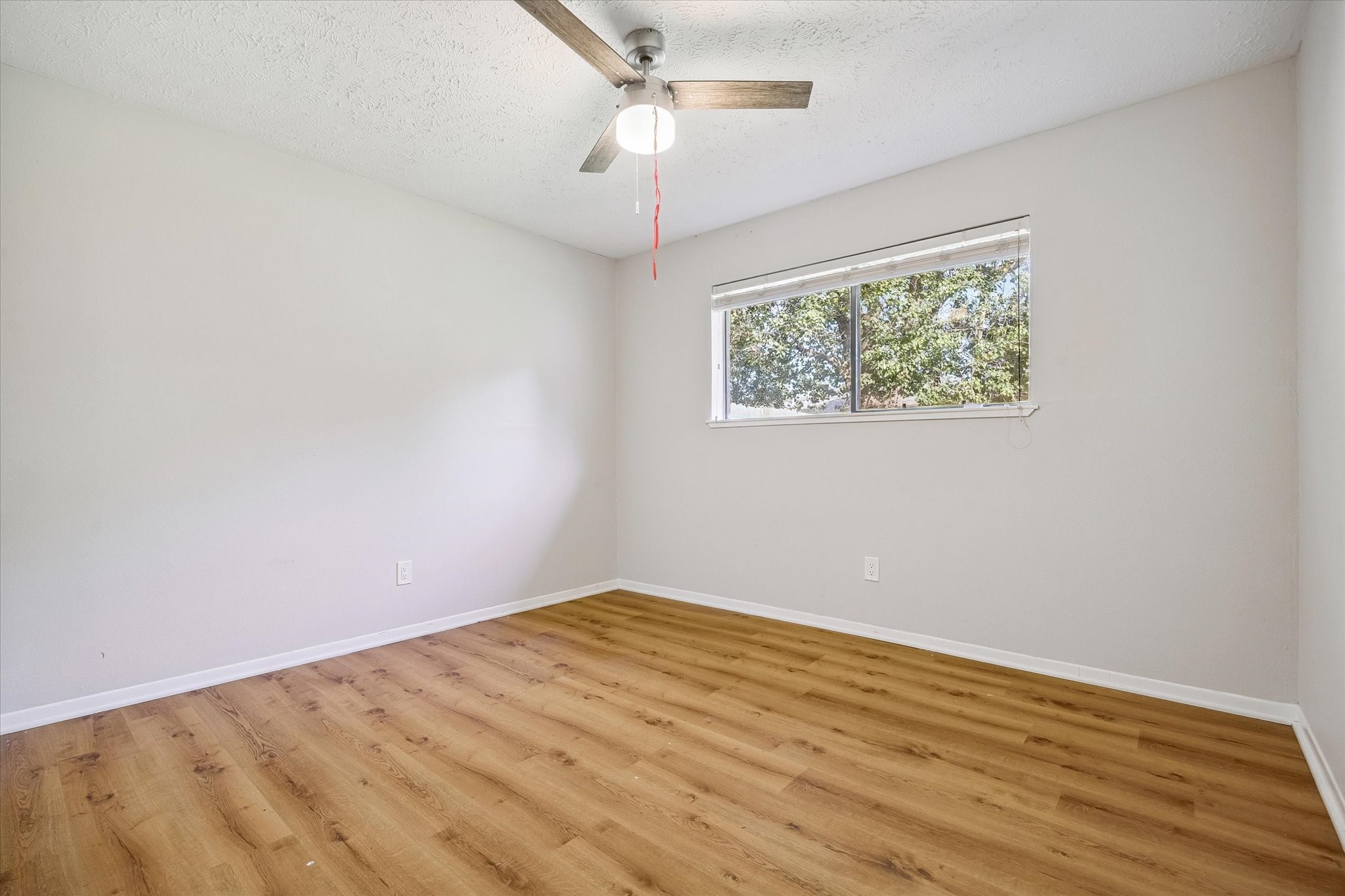2739 Field Line Drive Property Photo 36