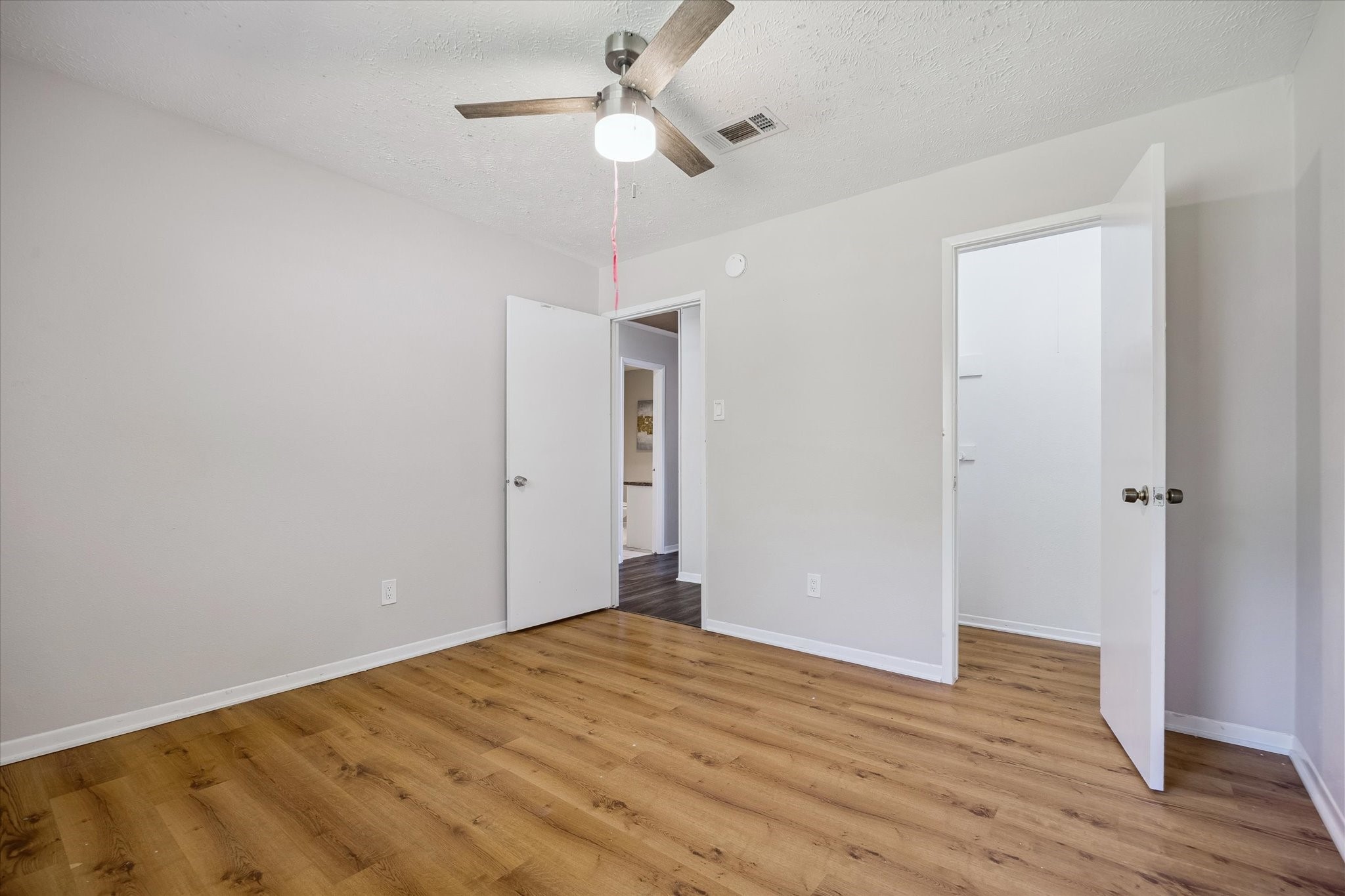 2739 Field Line Drive Property Photo 37