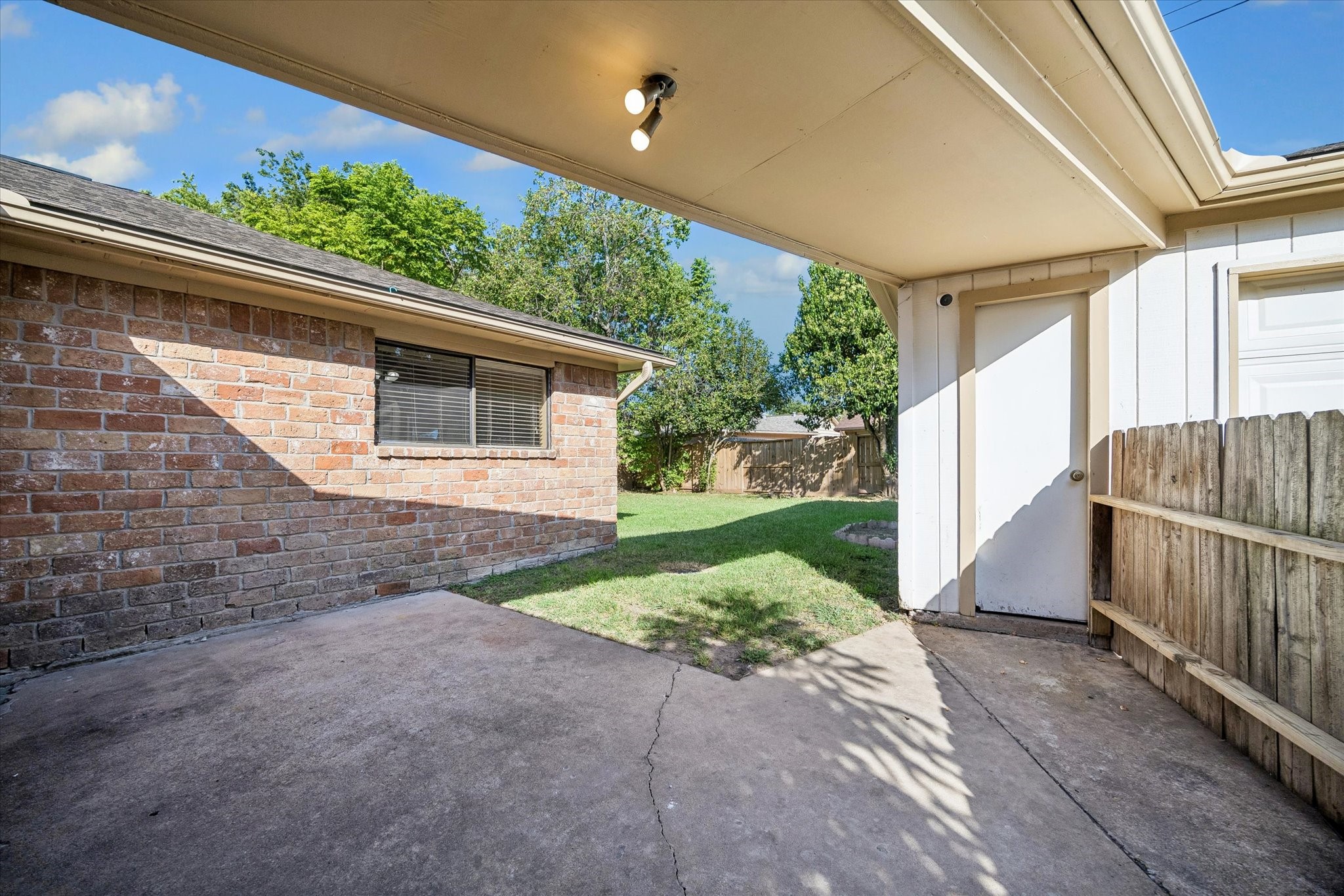 2739 Field Line Drive Property Photo 42