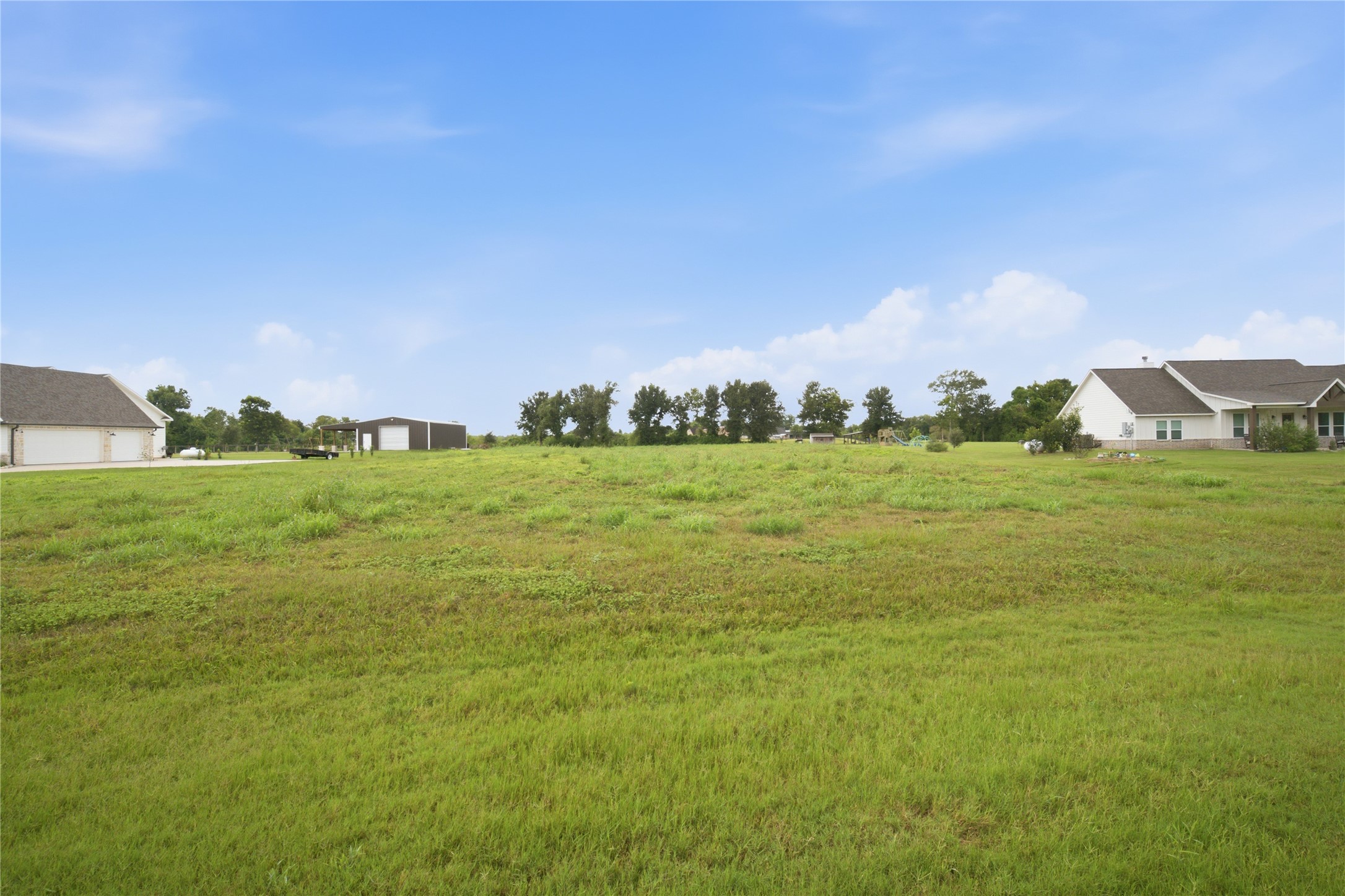 22411 Pittman Drive Property Photo 9