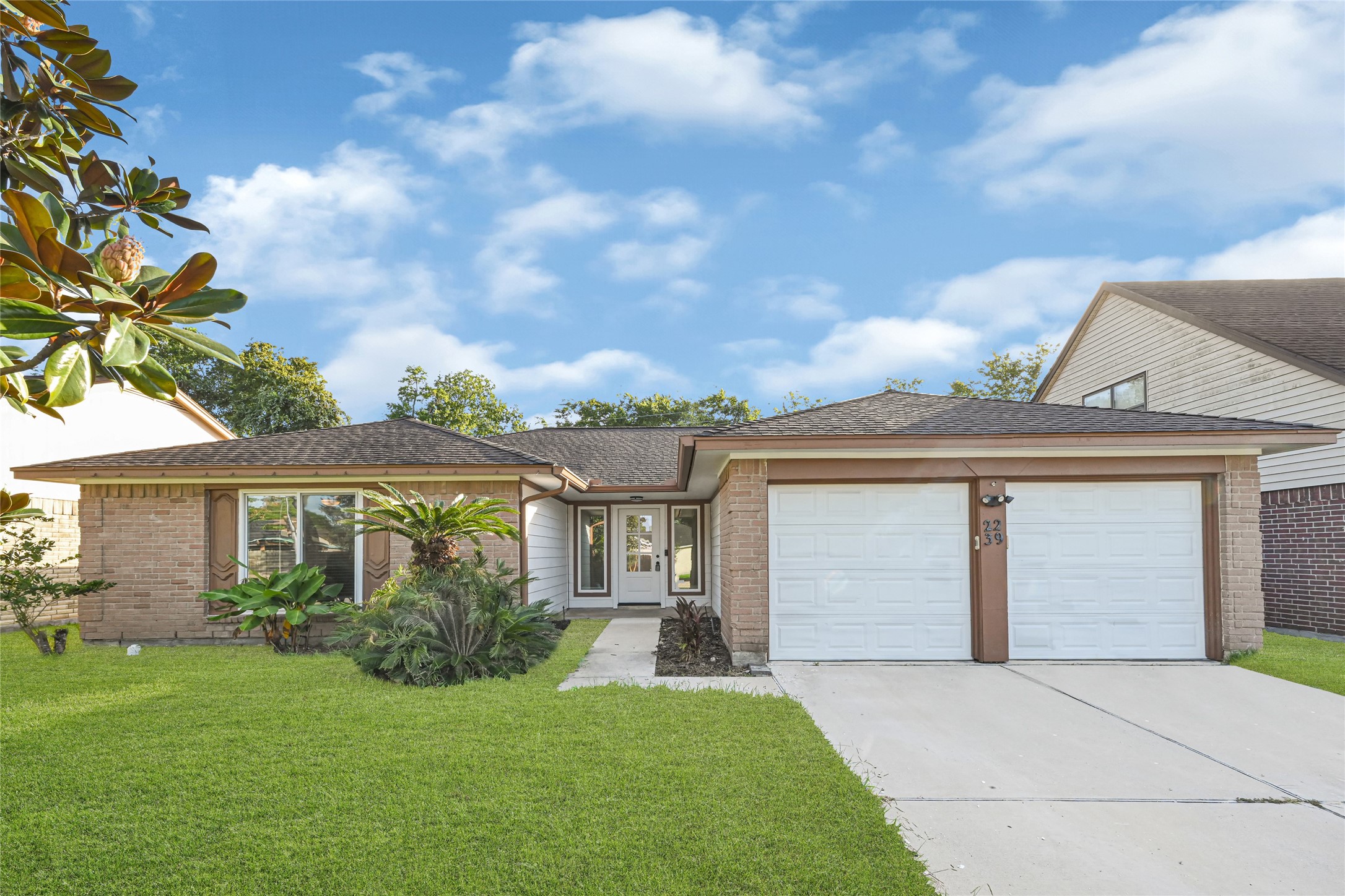 2239 Pilgrims Point Drive Property Photo 1