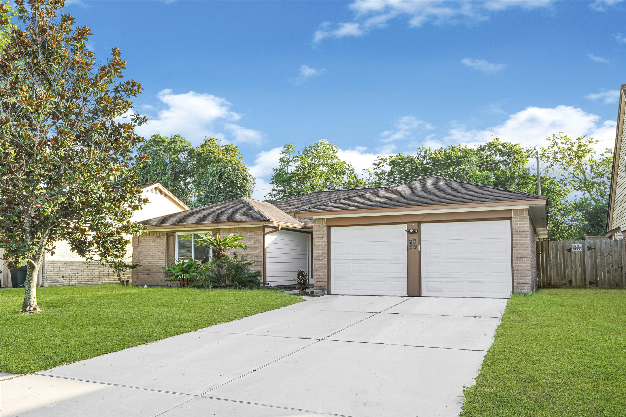 2239 Pilgrims Point Drive Property Photo 2