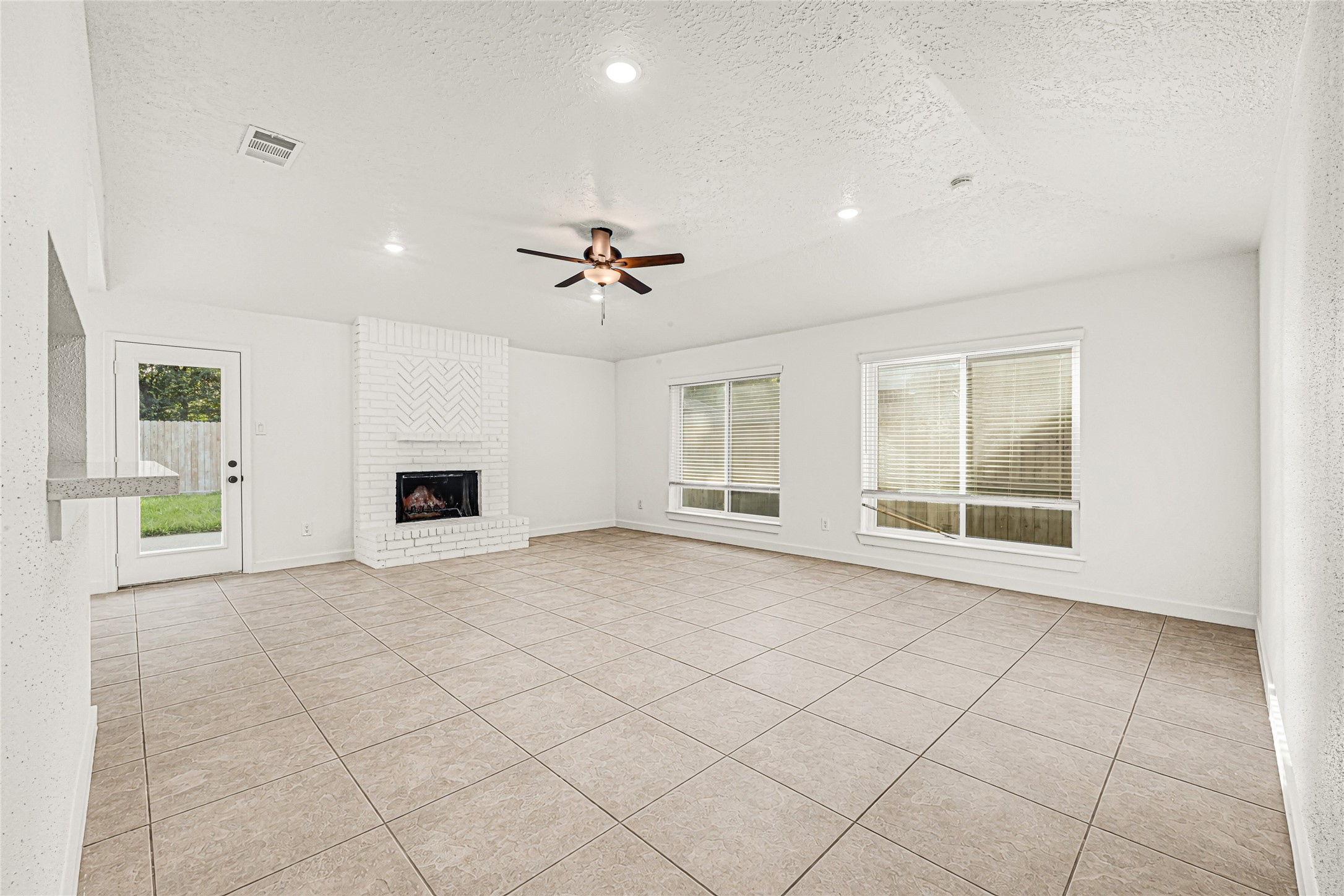 2239 Pilgrims Point Drive Property Photo 10
