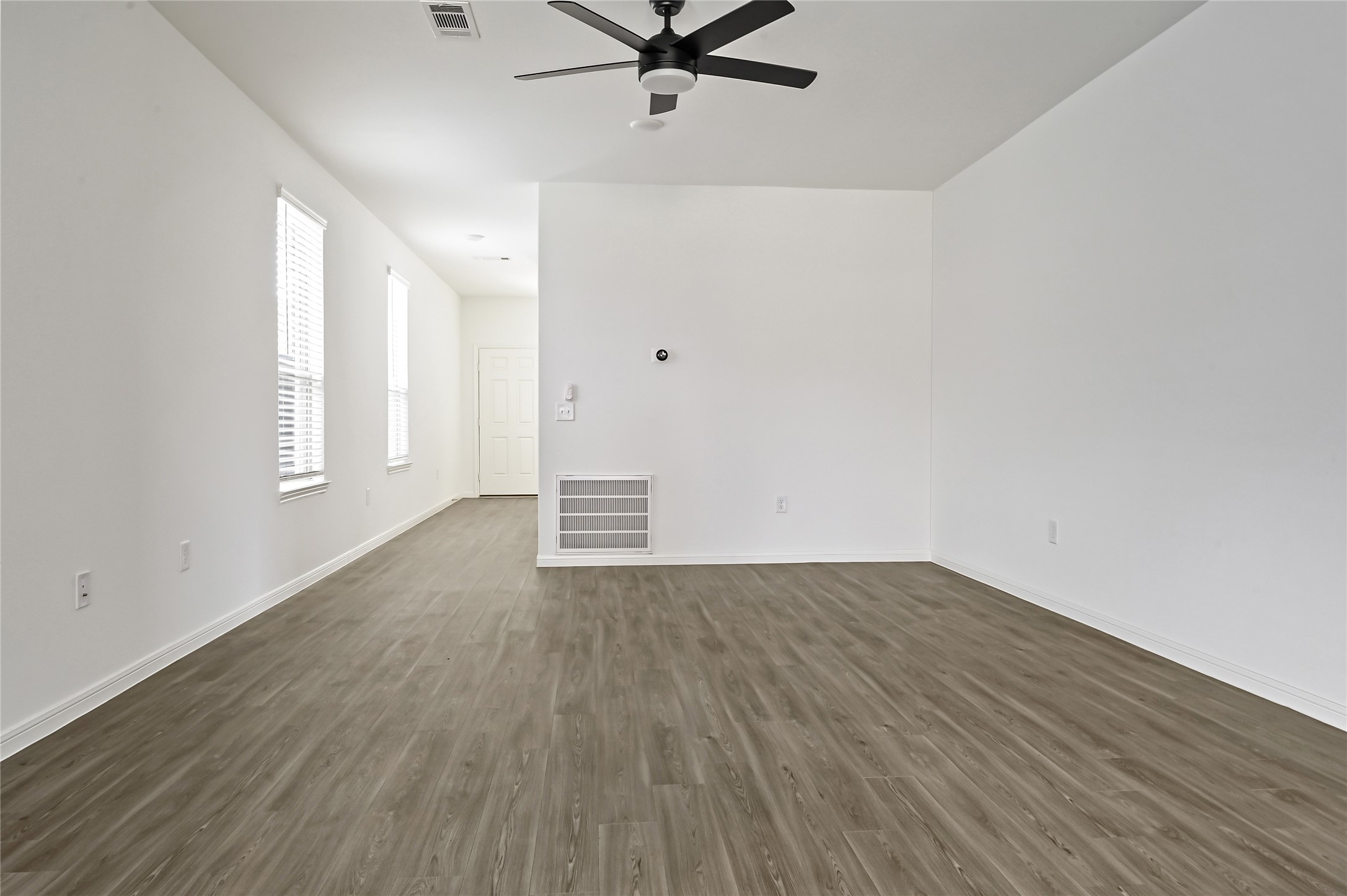 21127 Dolphin Bay Lane Property Photo 9