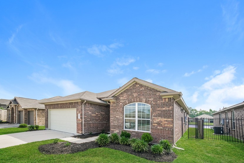 29607 Clover Shore Drive Property Photo 1