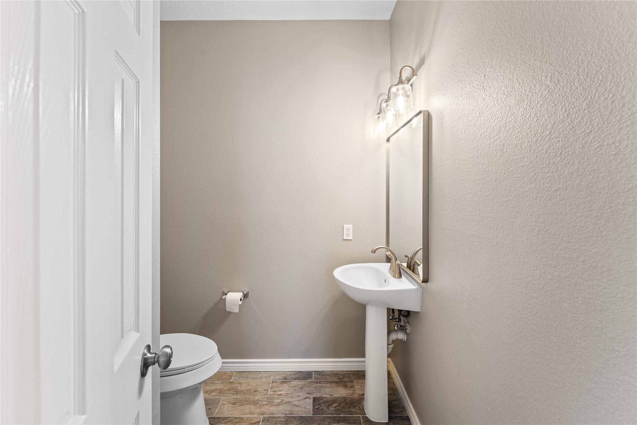 11018 Redhaven Court Property Photo 12