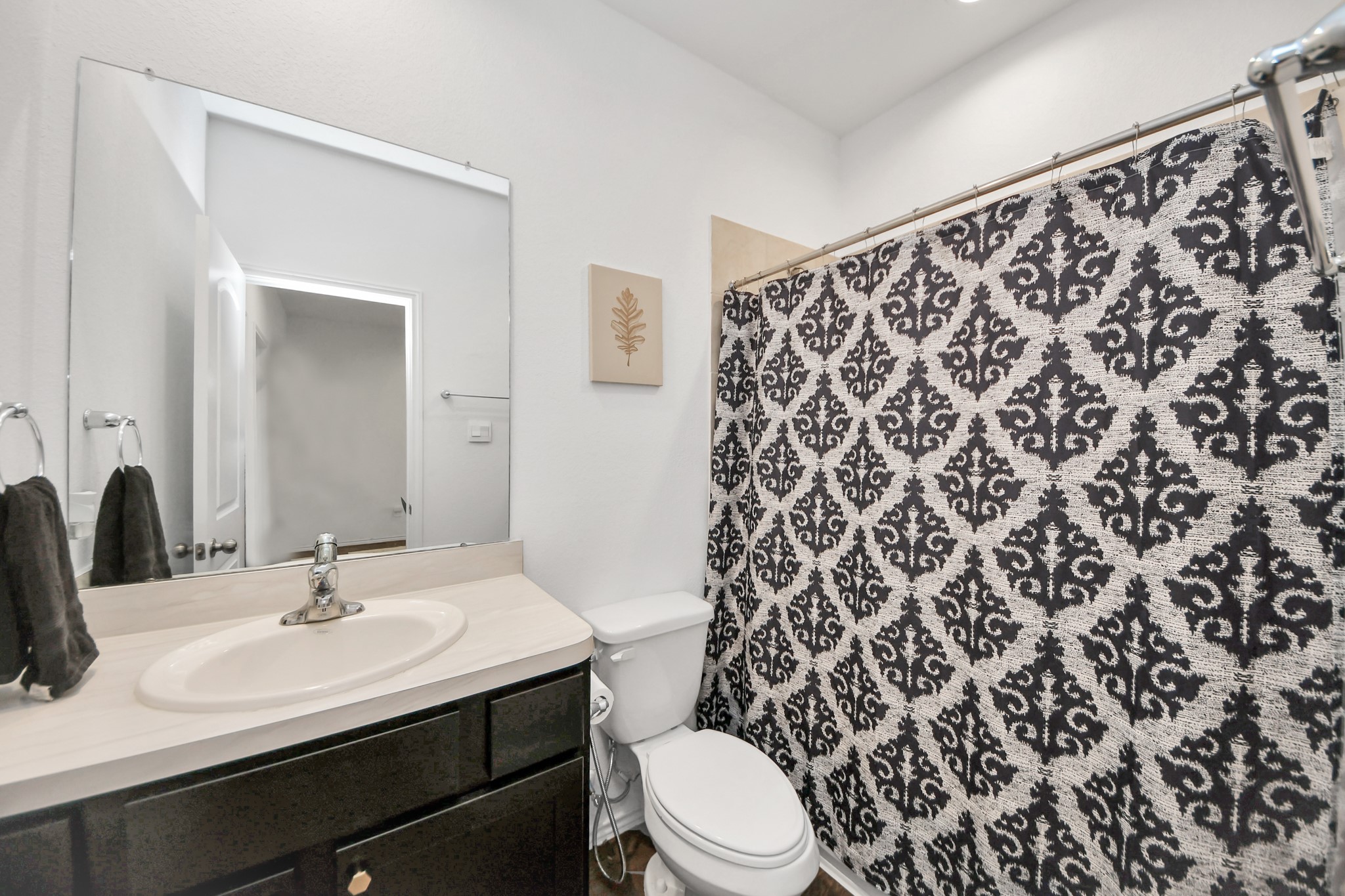 5322 Shady Olive Street Property Photo 14