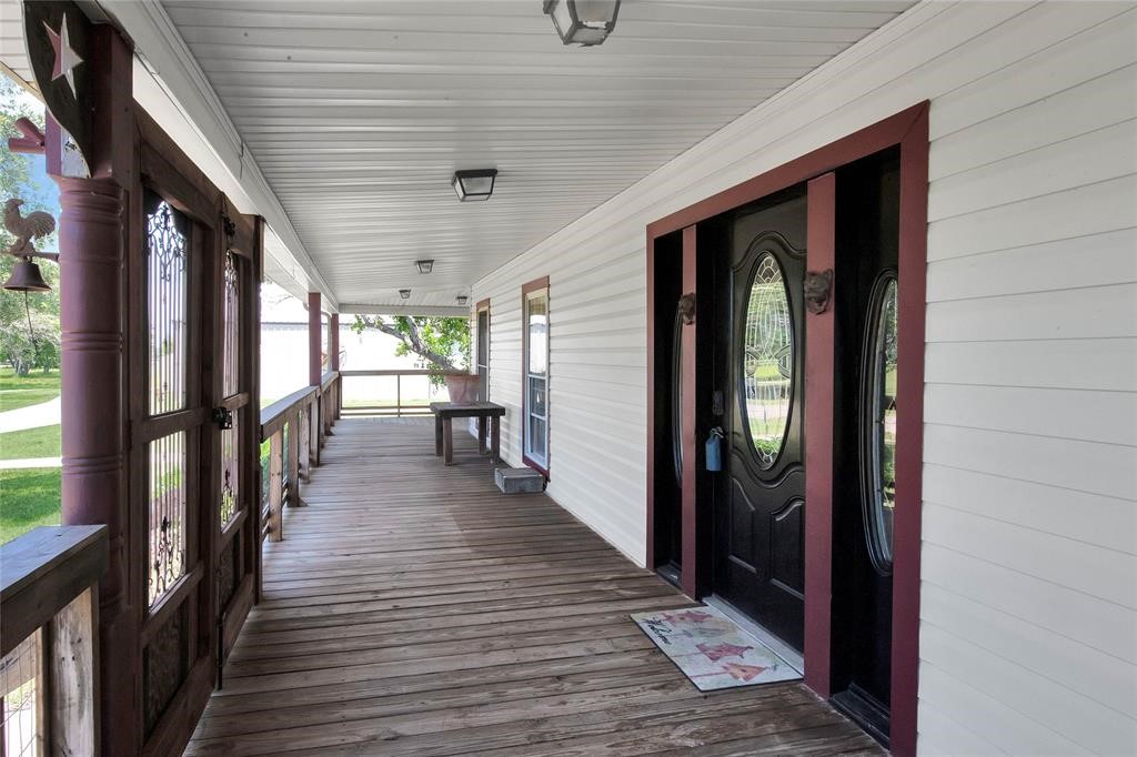 8303 Galler Road Property Photo 9