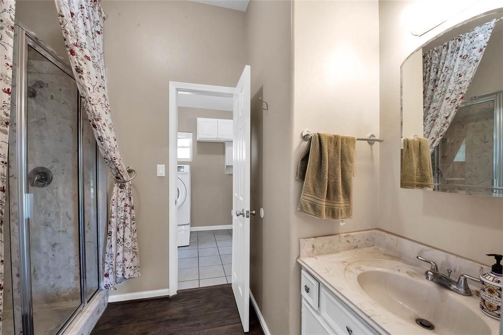 8303 Galler Road Property Photo 15