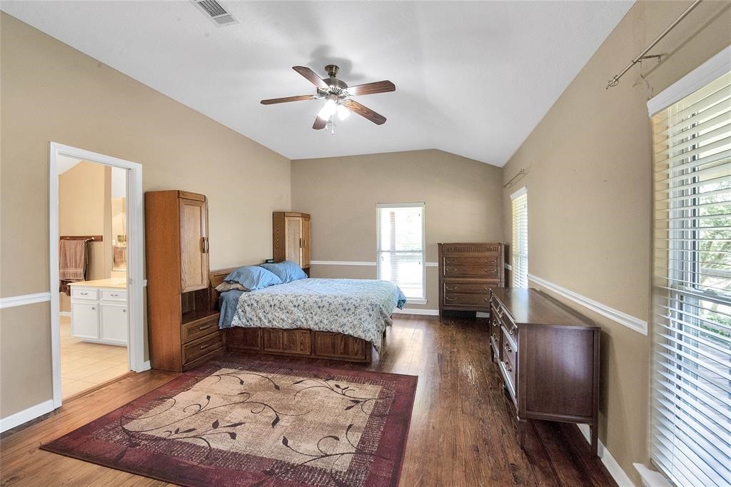 8303 Galler Road Property Photo 17