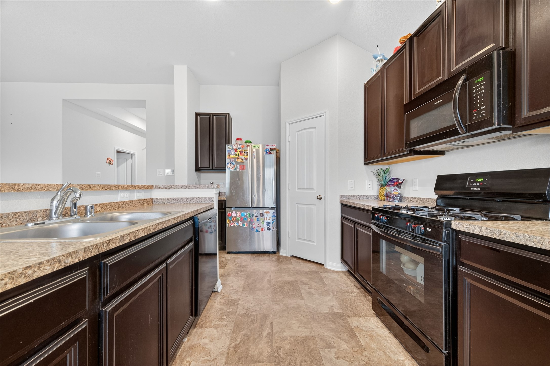 7615 Nevaeh Crest Path Property Photo 19
