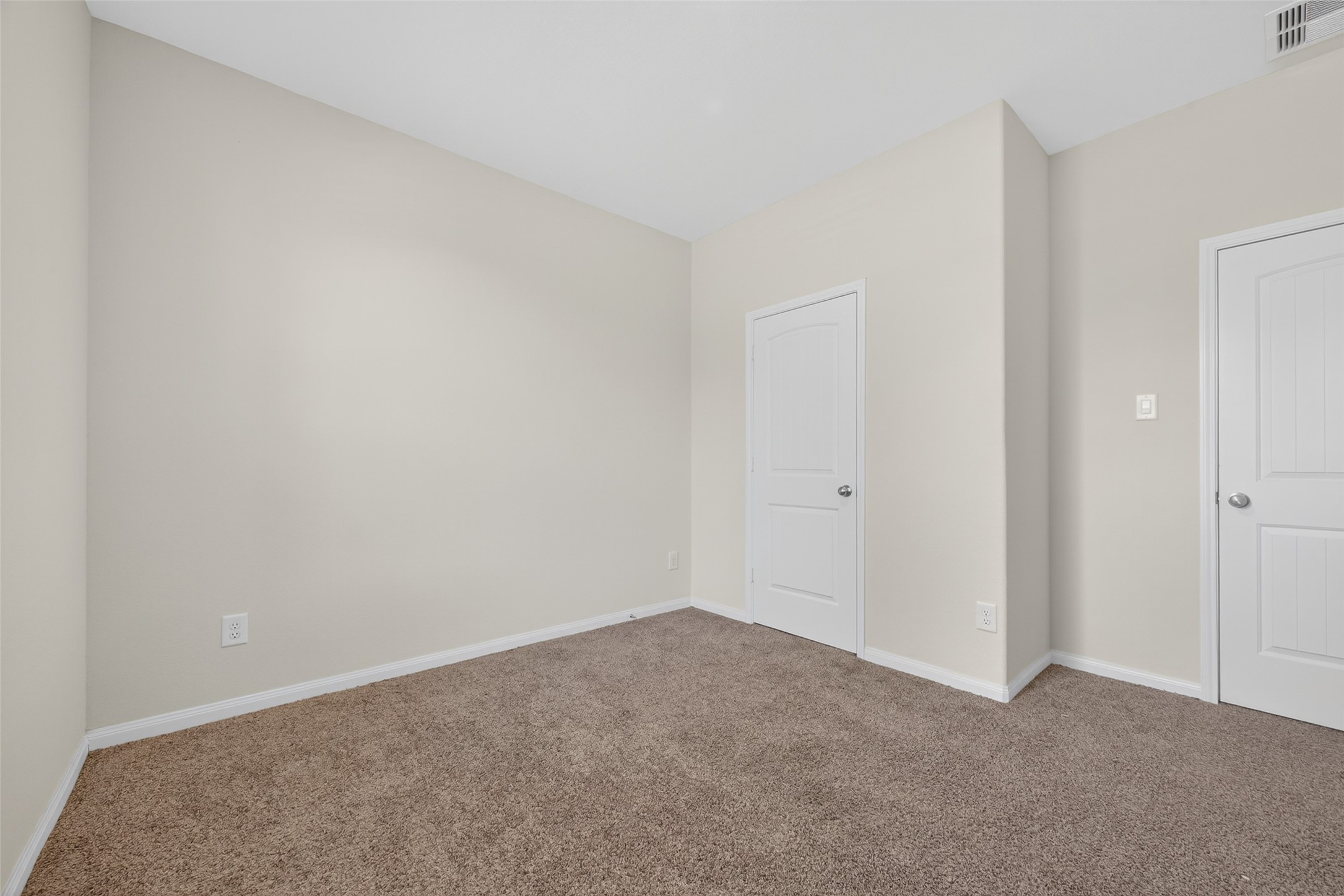 7615 Nevaeh Crest Path Property Photo 35