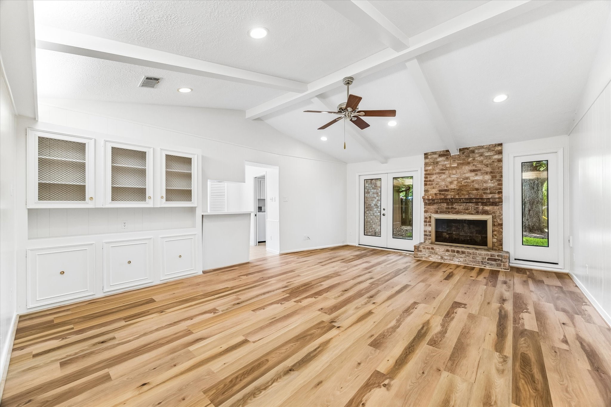 9402 Brig O Doon Circle Property Photo 14