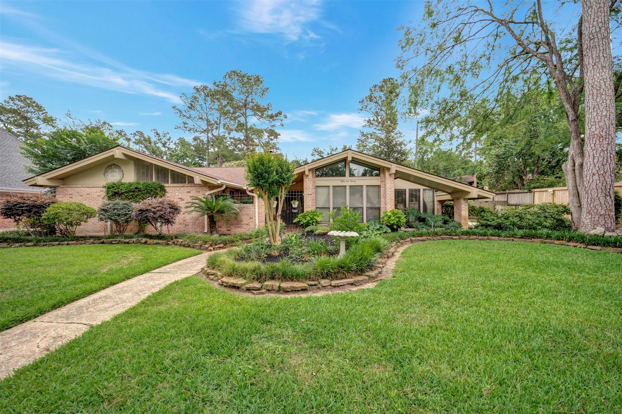 5611 Westerham Place Property Photo