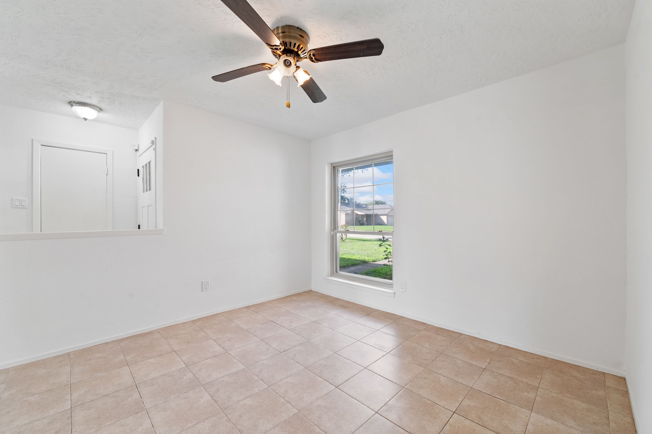 1435 Lazy Spring Drive Property Photo 16