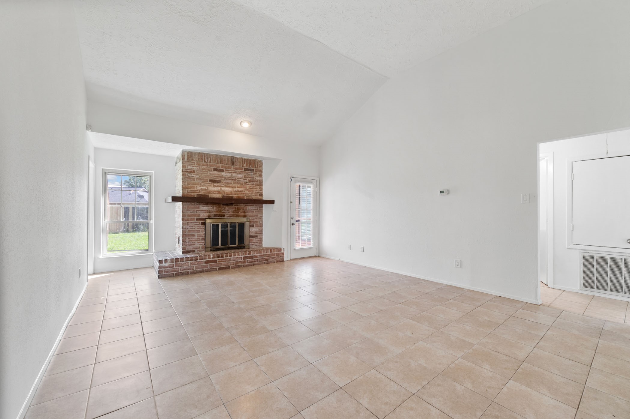1435 Lazy Spring Drive Property Photo 17