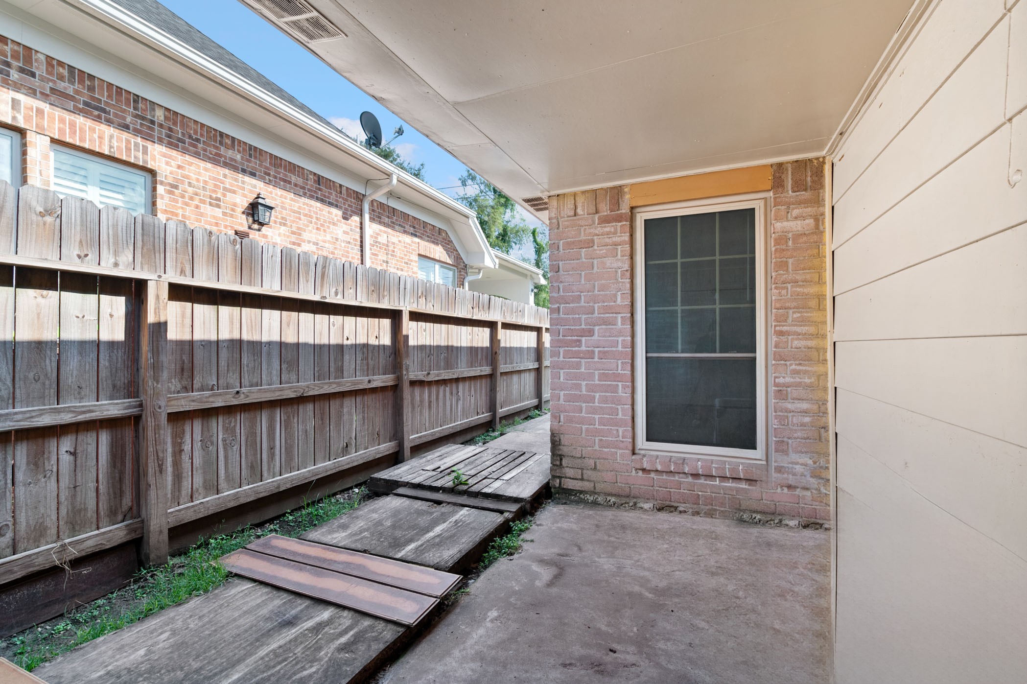 1435 Lazy Spring Drive Property Photo 21