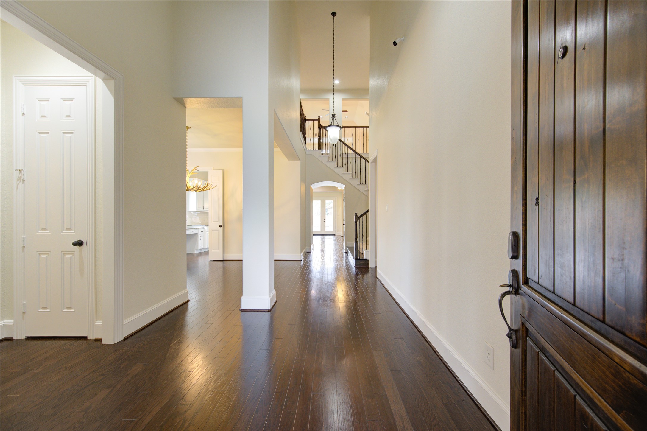 5211 Jackson Park Lane Property Photo 11