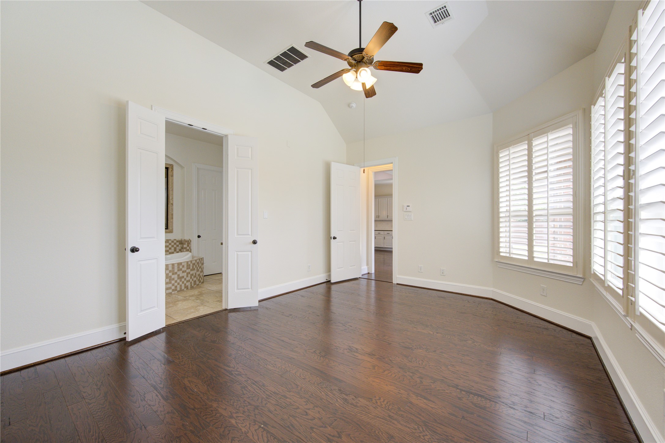 5211 Jackson Park Lane Property Photo 36