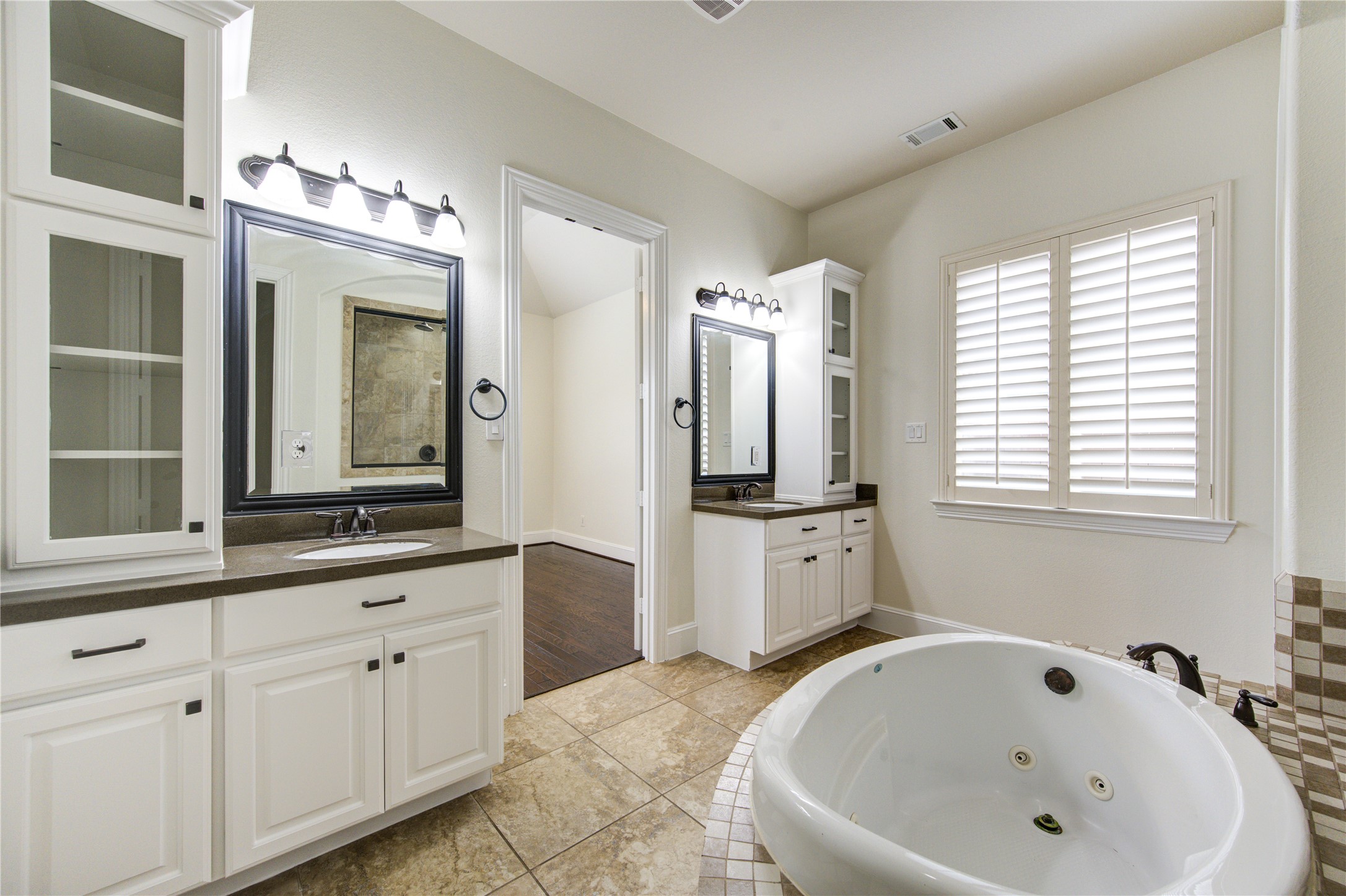 5211 Jackson Park Lane Property Photo 39