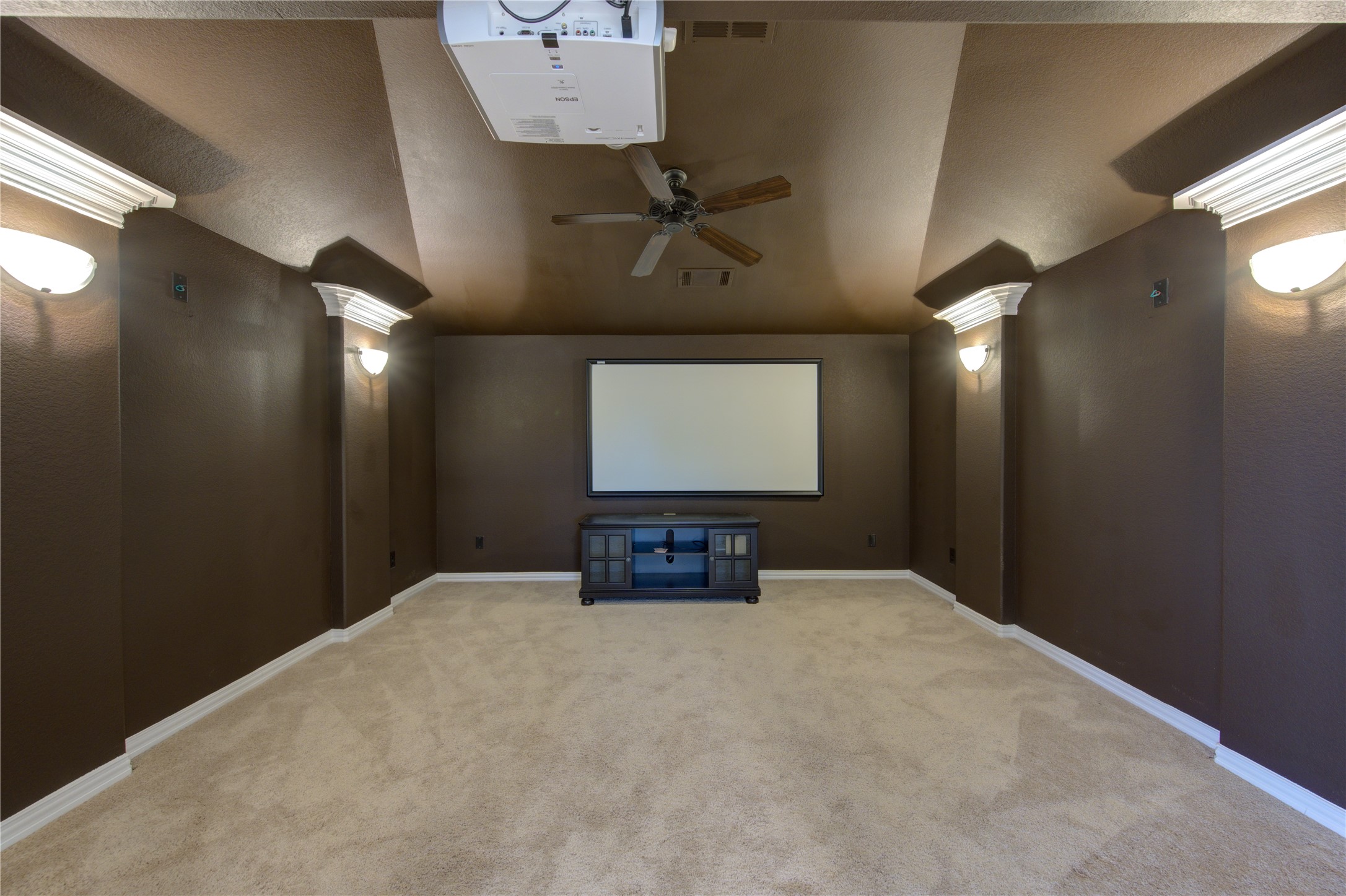 5211 Jackson Park Lane Property Photo 45
