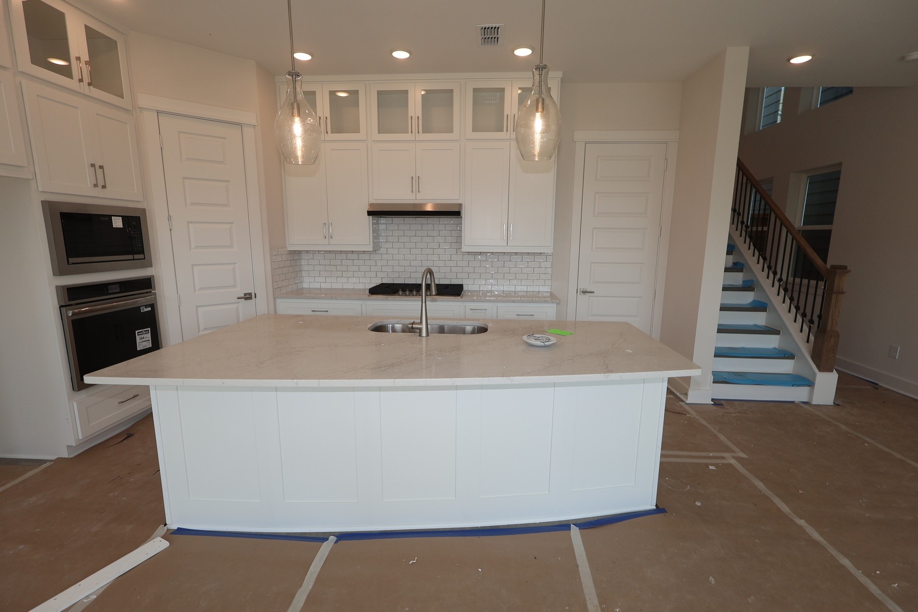 16023 Hayes Park Drive Property Photo 7