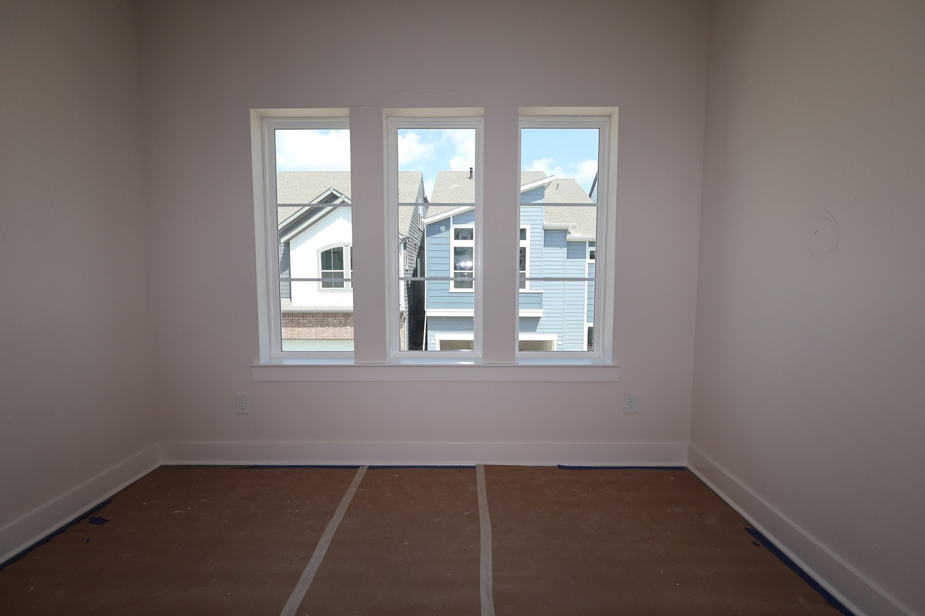 16023 Hayes Park Drive Property Photo 11