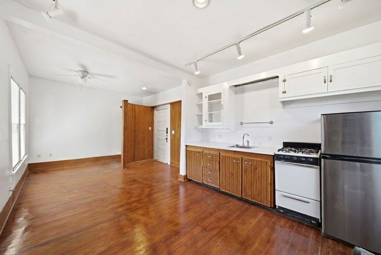 840 Cortlandt Street 8 Property Photo 20