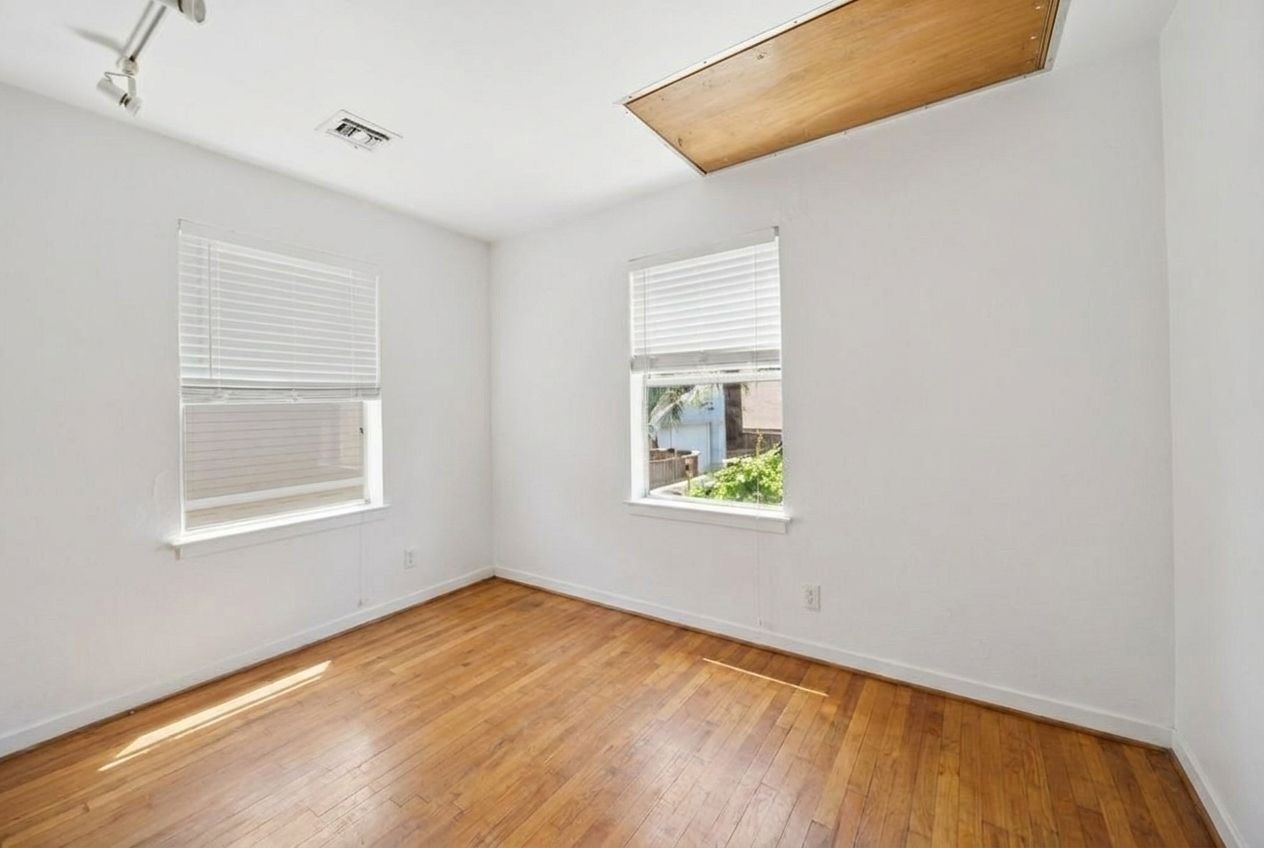 840 Cortlandt Street 8 Property Photo 37