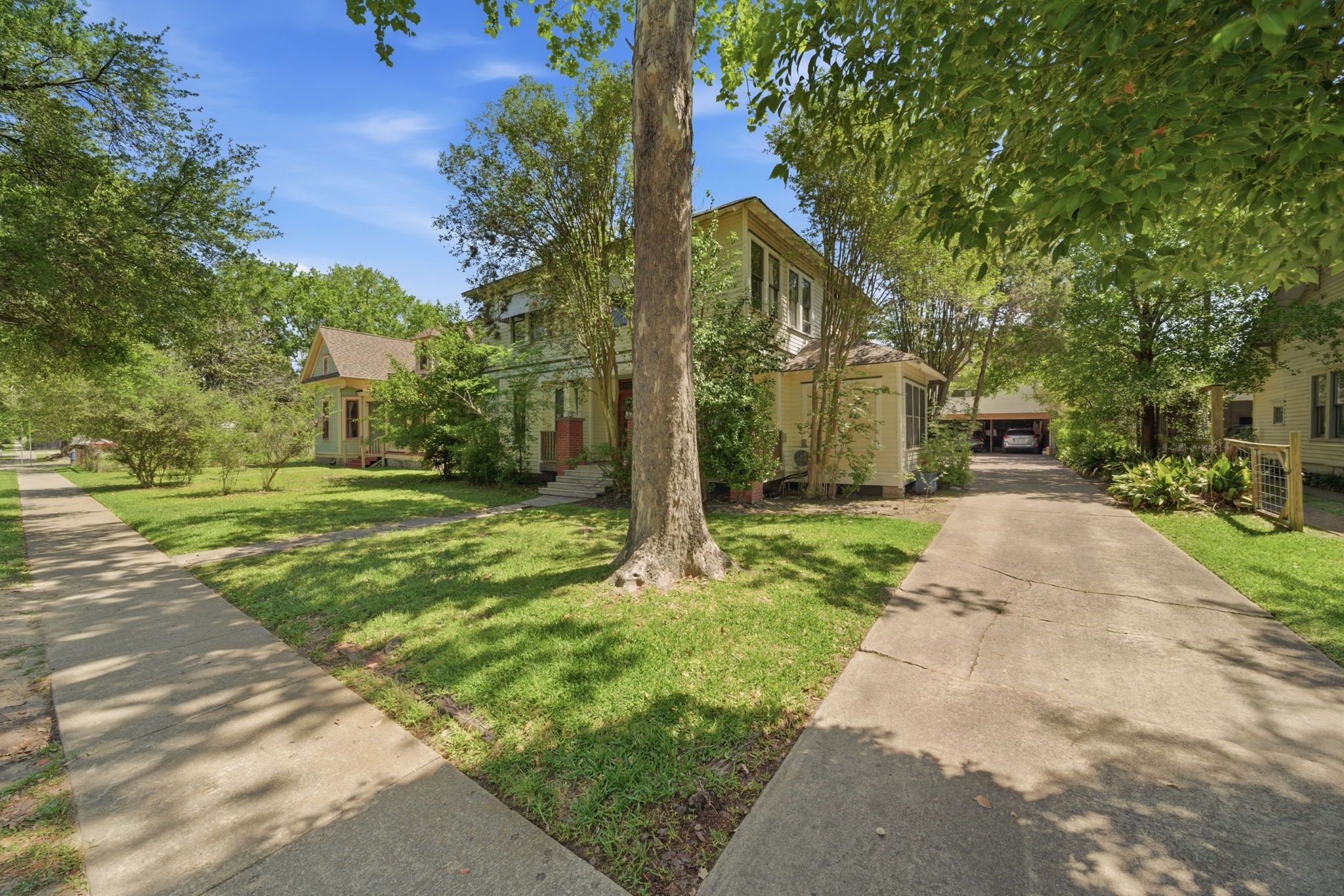 840 Cortlandt Street 8 Property Photo 40