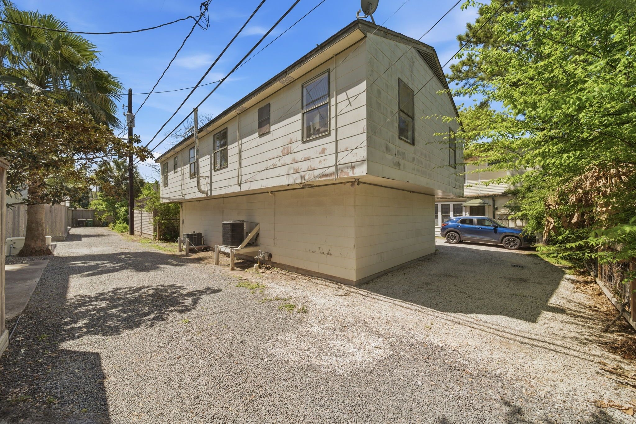 840 Cortlandt Street 8 Property Photo 45