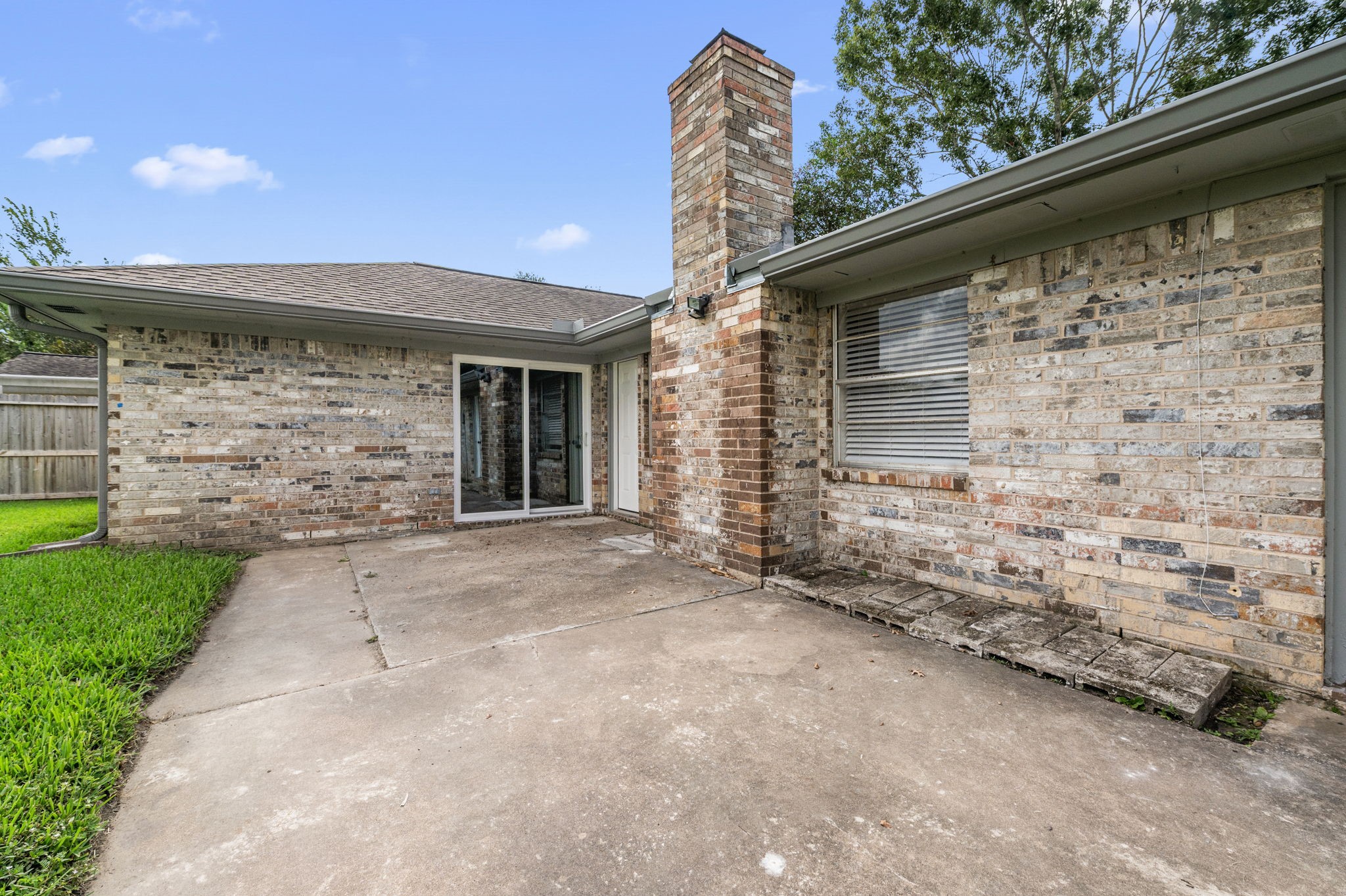 1923 Winding Creek Drive Property Photo 23