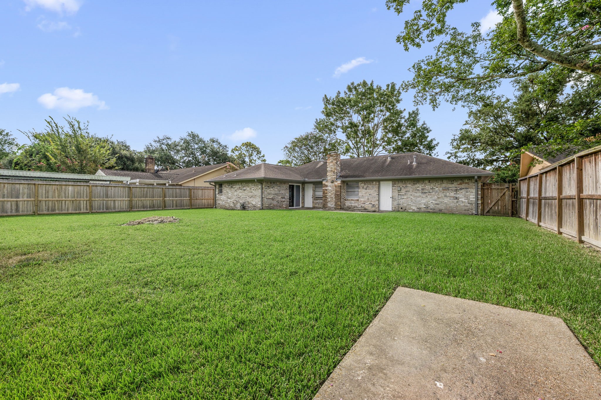 1923 Winding Creek Drive Property Photo 25