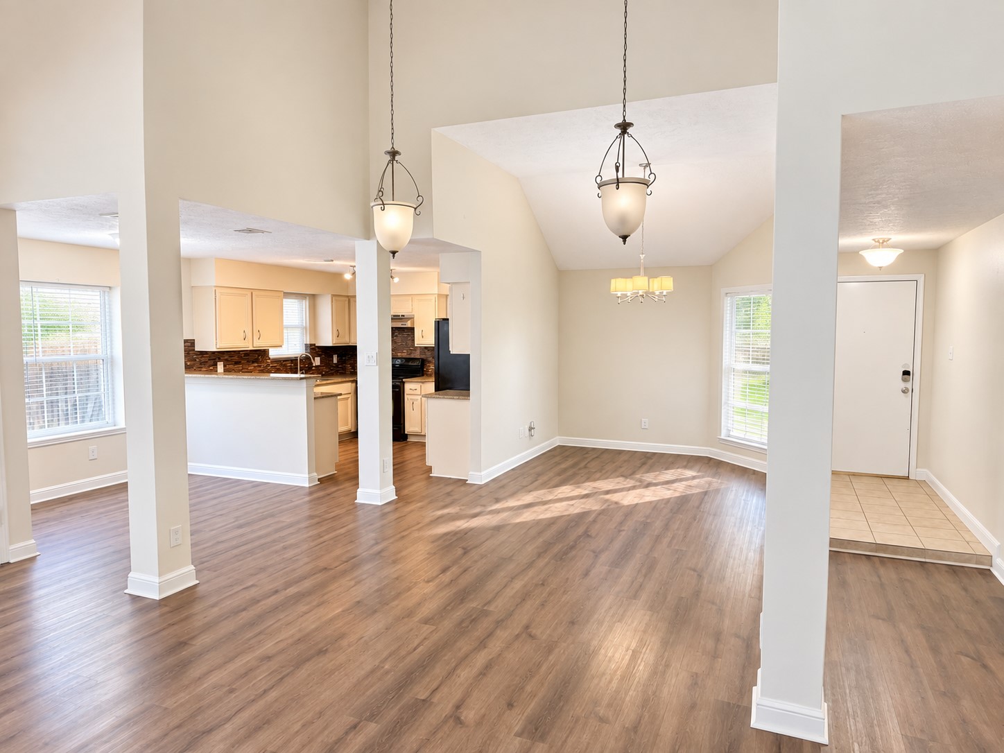 16027 Hollow Rock Drive Property Photo 6