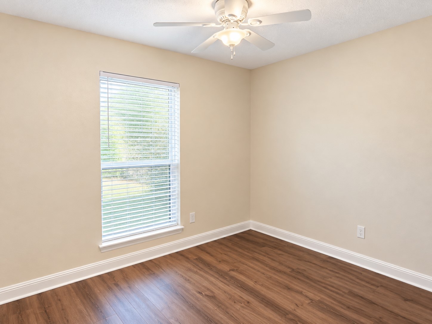 16027 Hollow Rock Drive Property Photo 20