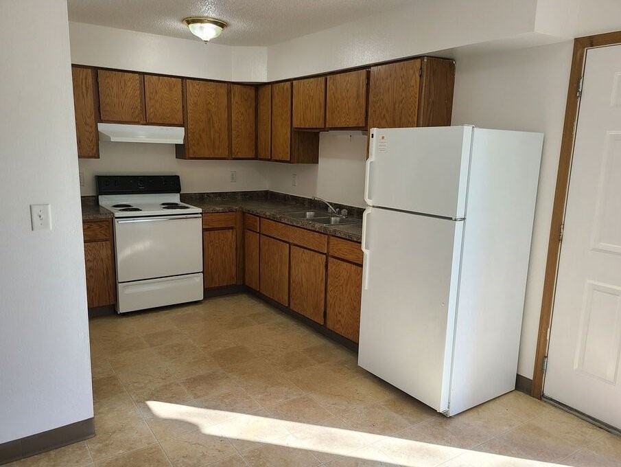 206 Harrison Court Property Photo 5