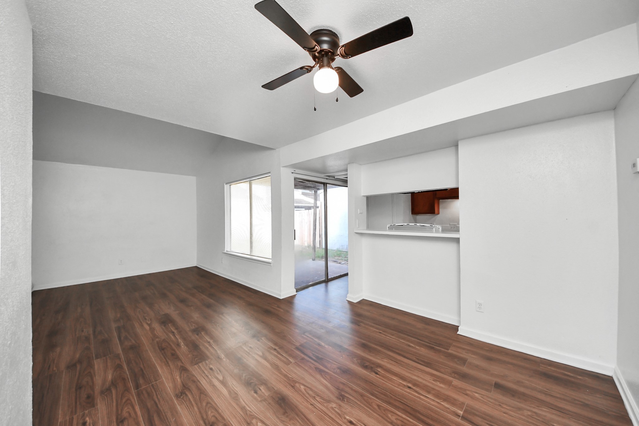 12509 Pebblestone Street Property Photo 5