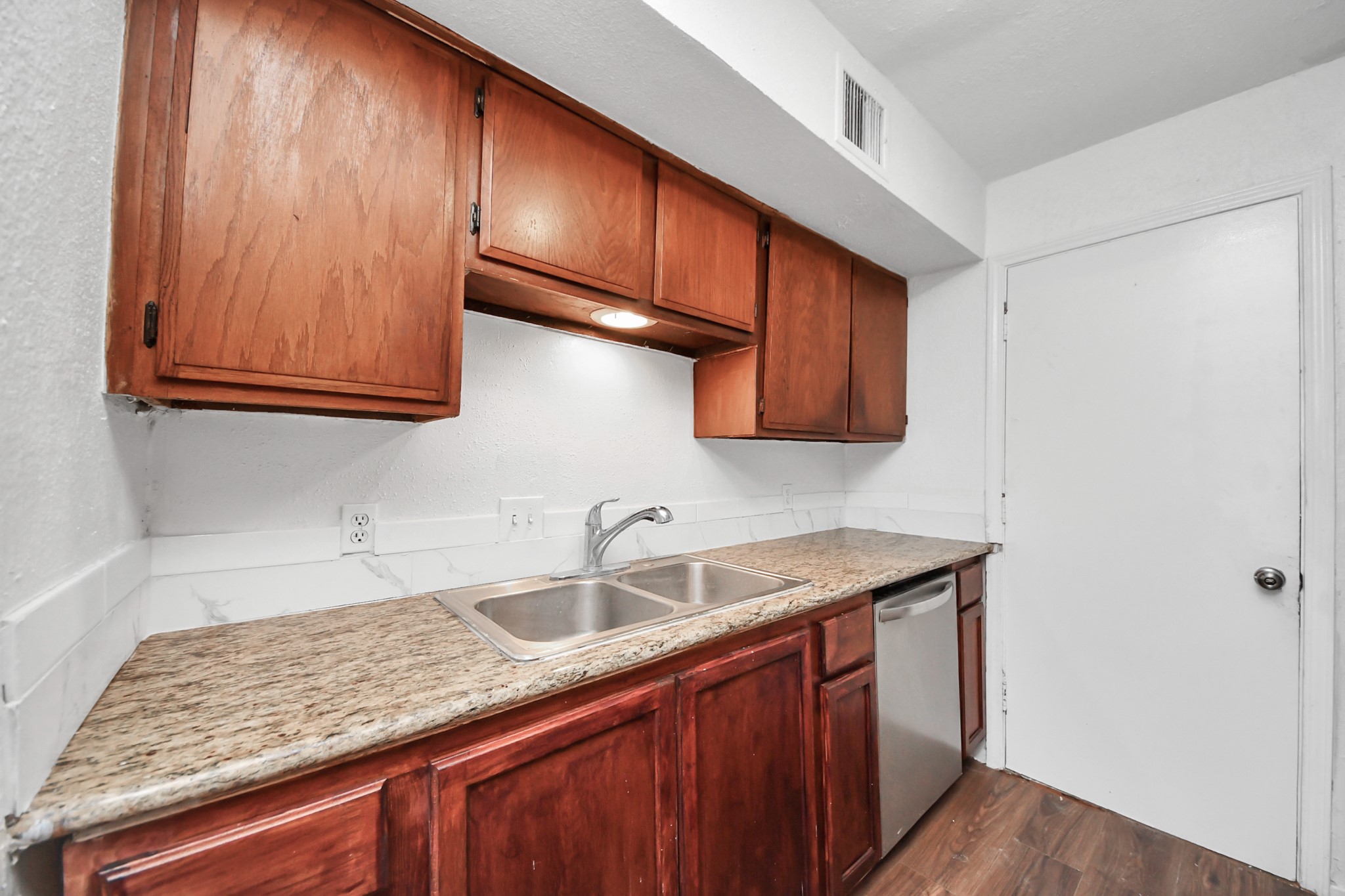12509 Pebblestone Street Property Photo 10