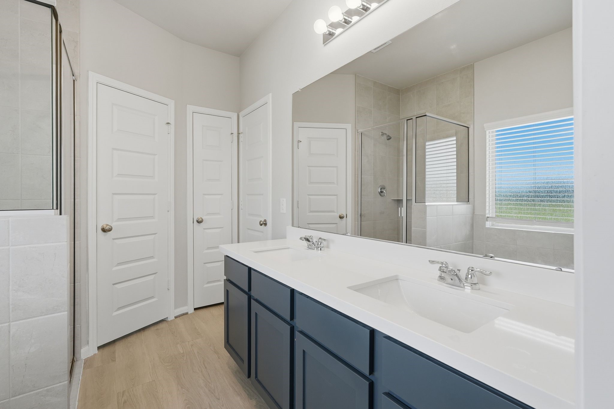 10406 Milford Woods Lane Property Photo 25