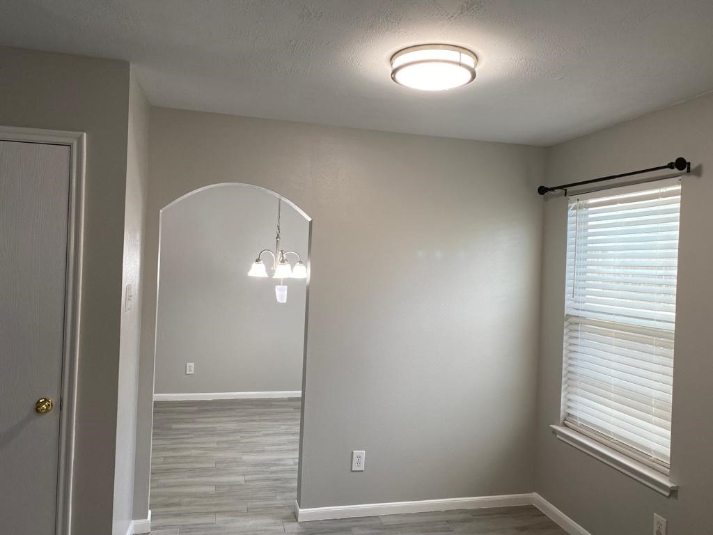 19154 Yellow Thrush Drive Property Photo 8
