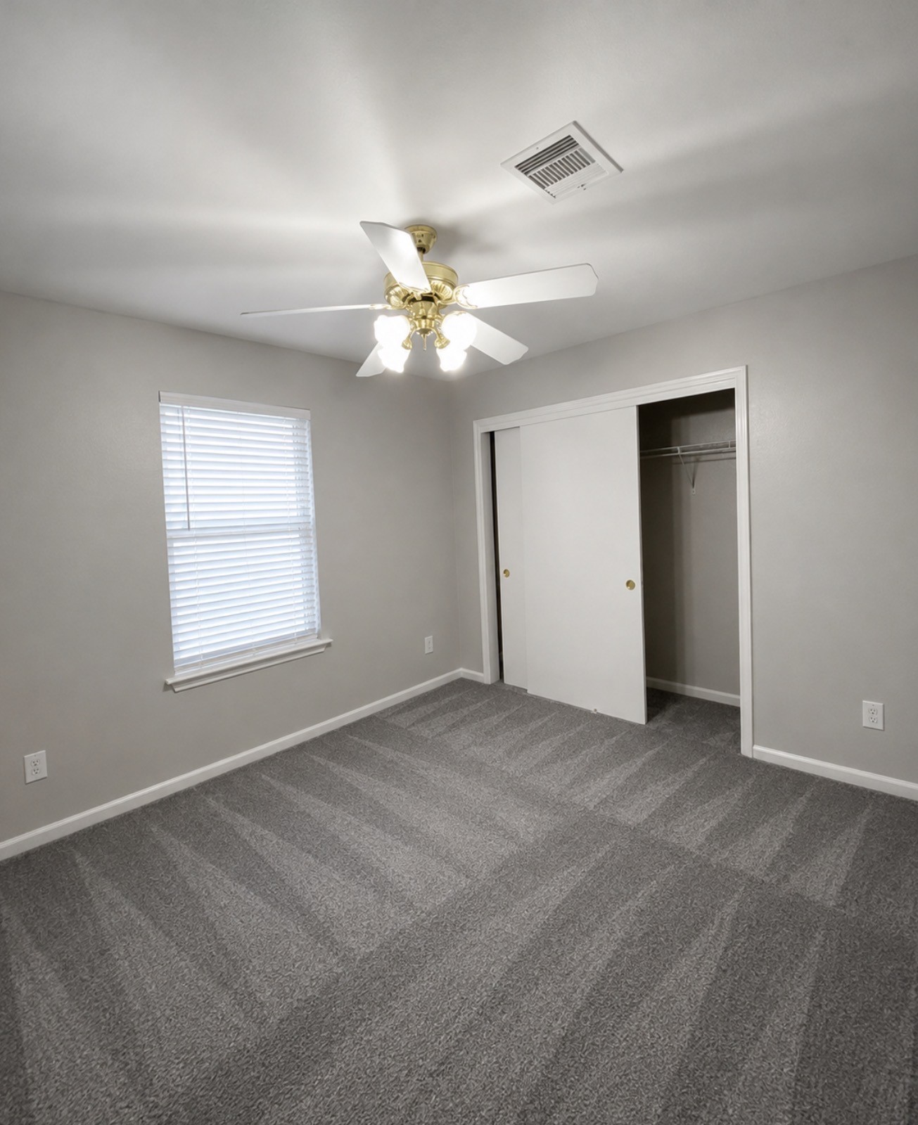 19154 Yellow Thrush Drive Property Photo 16