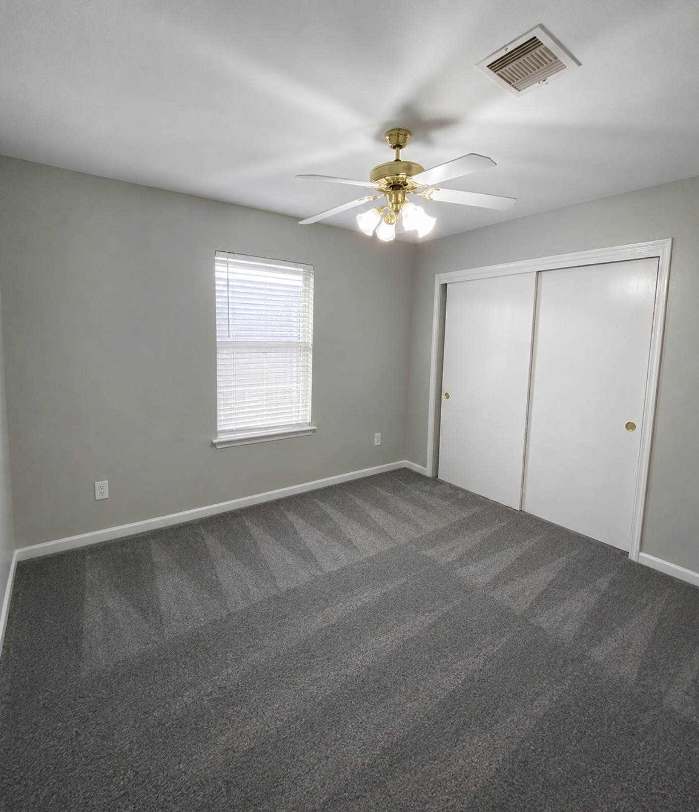 19154 Yellow Thrush Drive Property Photo 17