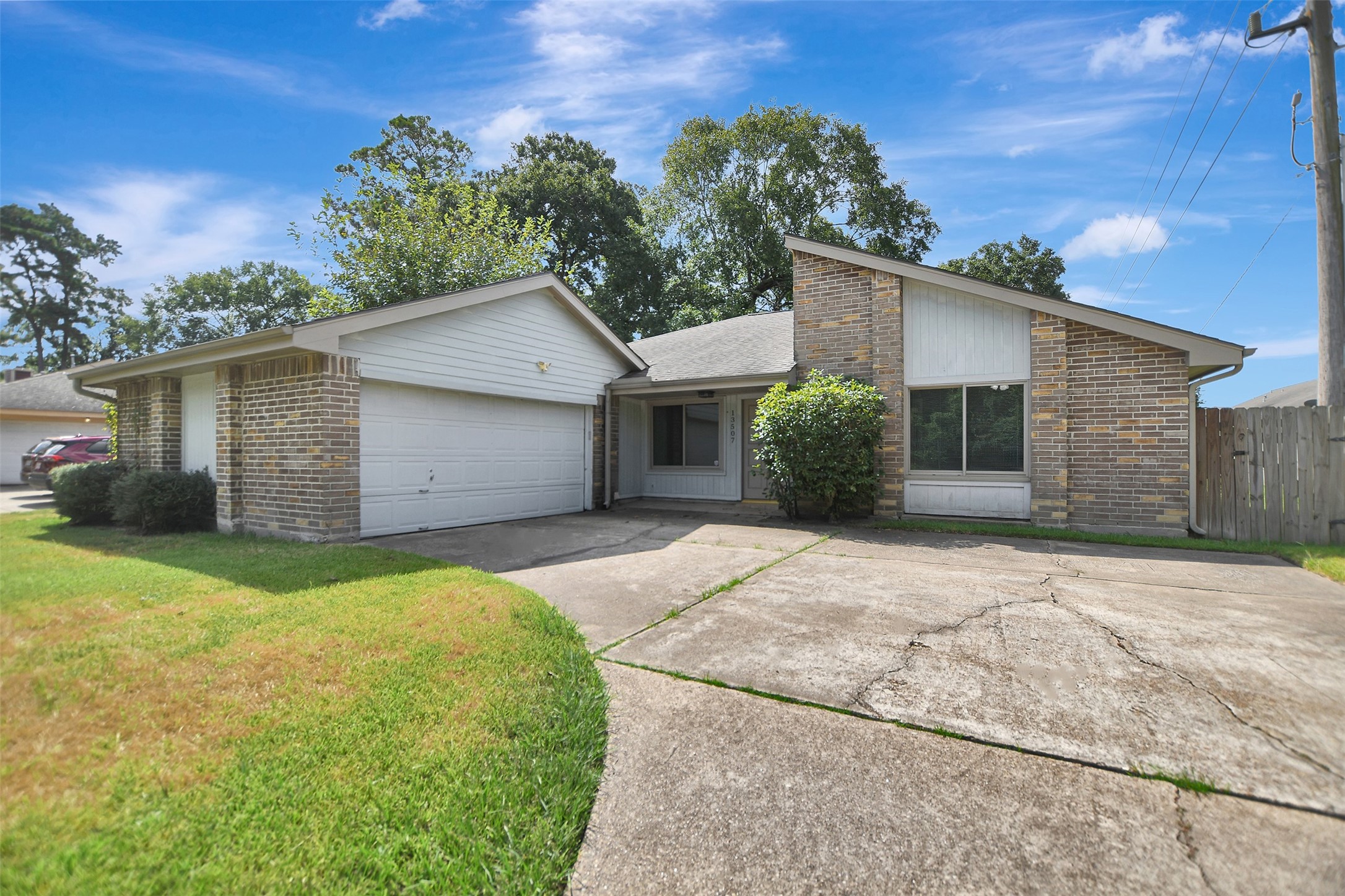 13507 Shaft Drive Property Photo 1