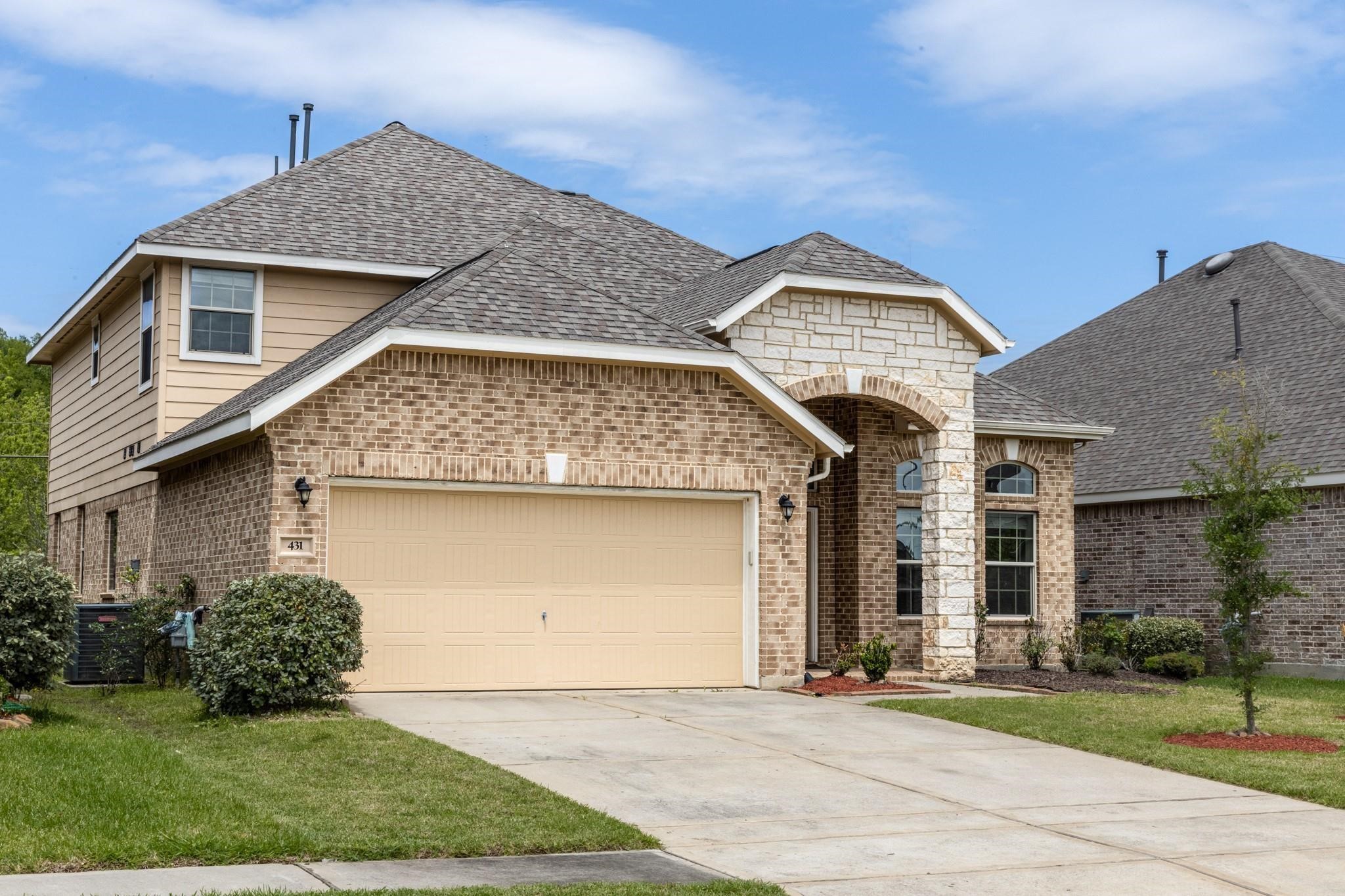 431 American Black Bear Drive Property Photo 1