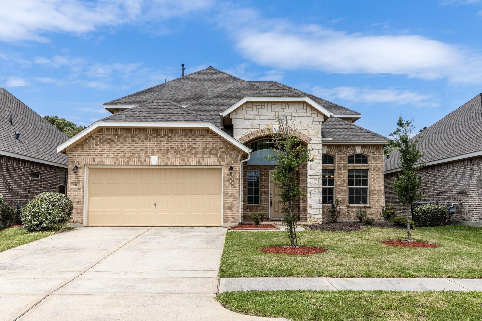 431 American Black Bear Drive Property Photo 2