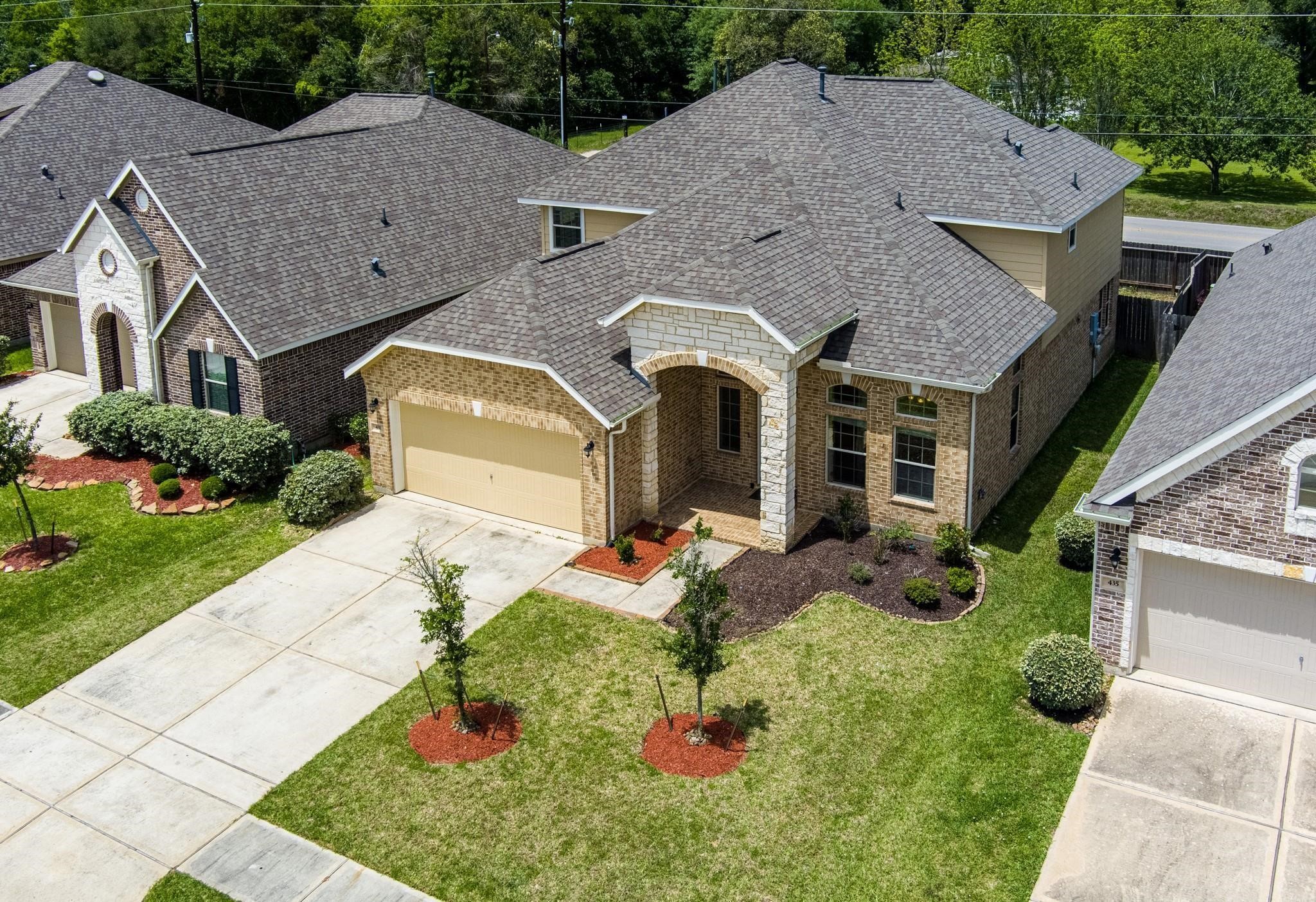 431 American Black Bear Drive Property Photo 3