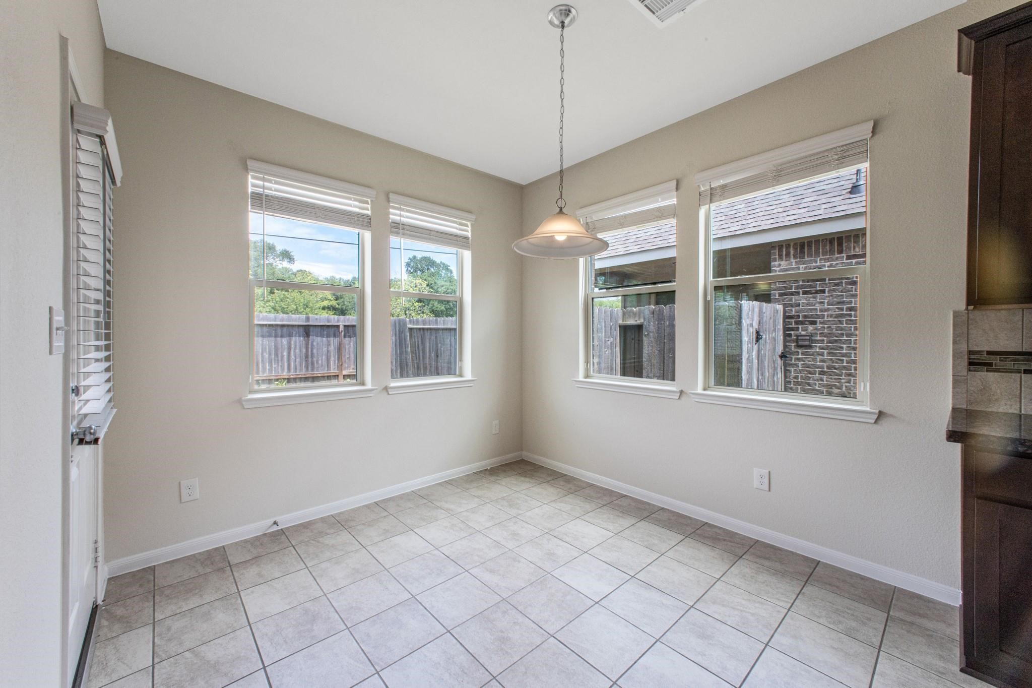 431 American Black Bear Drive Property Photo 10